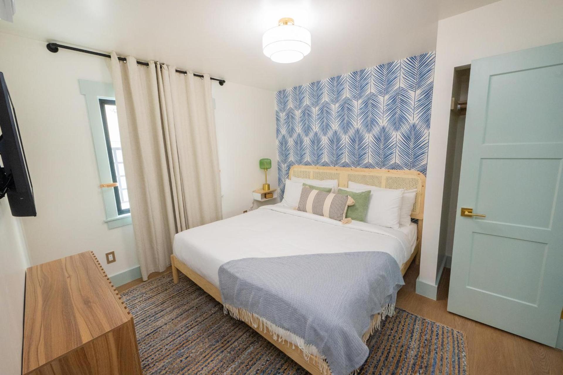 The Boardwalk Hotel photo 25