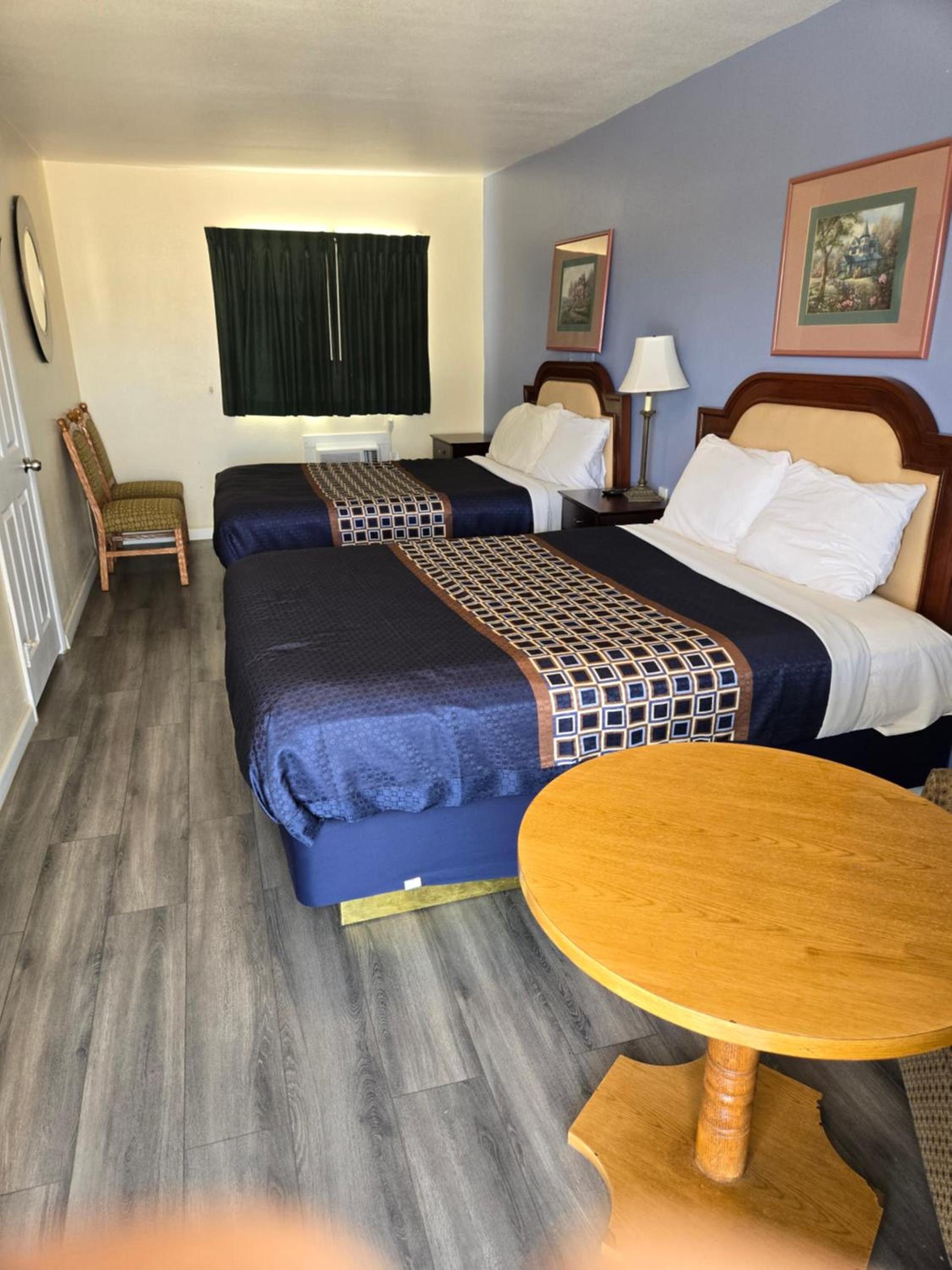 Rodeway Inn & Suites Blythe I-10 photo 48