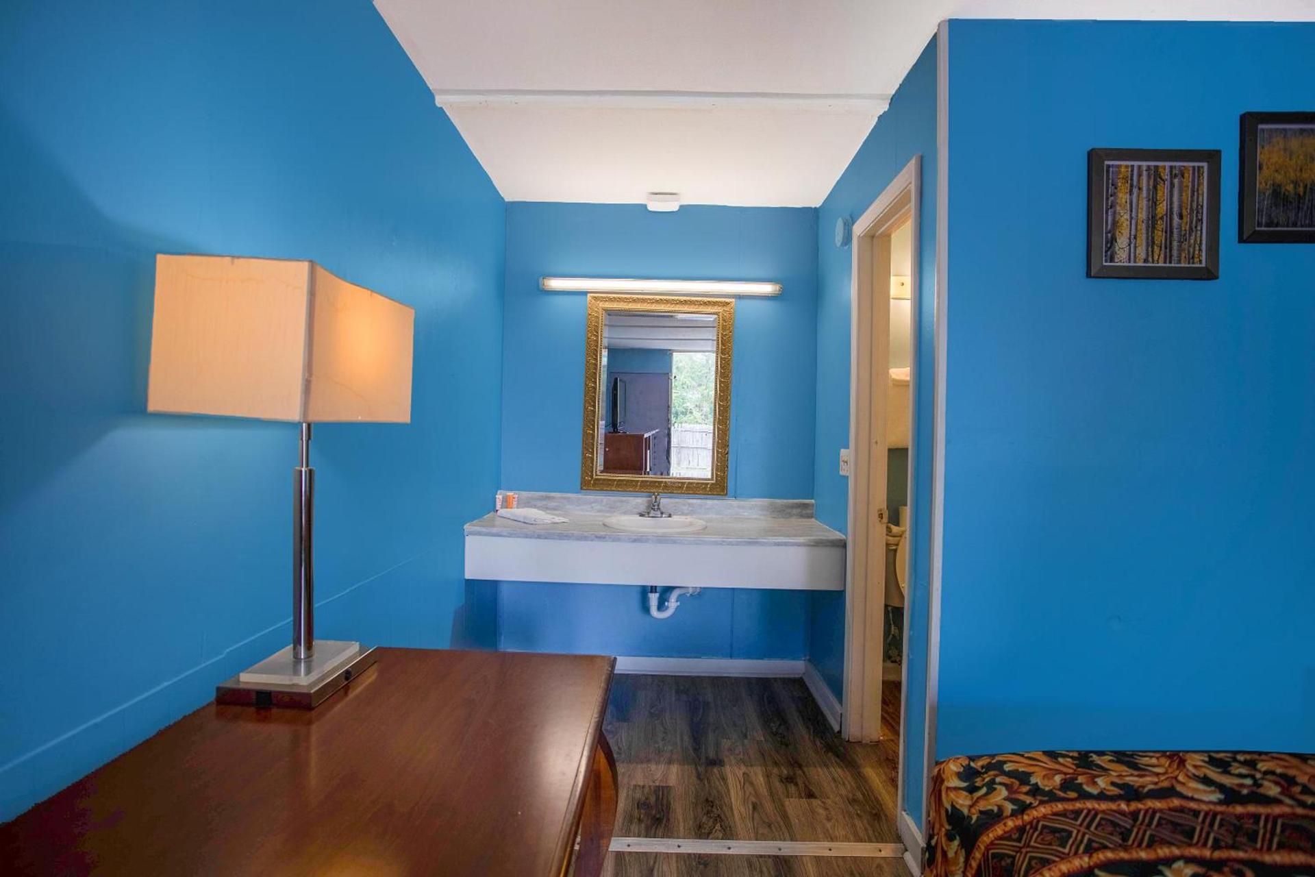 OYO Inn Kernersville photo 39