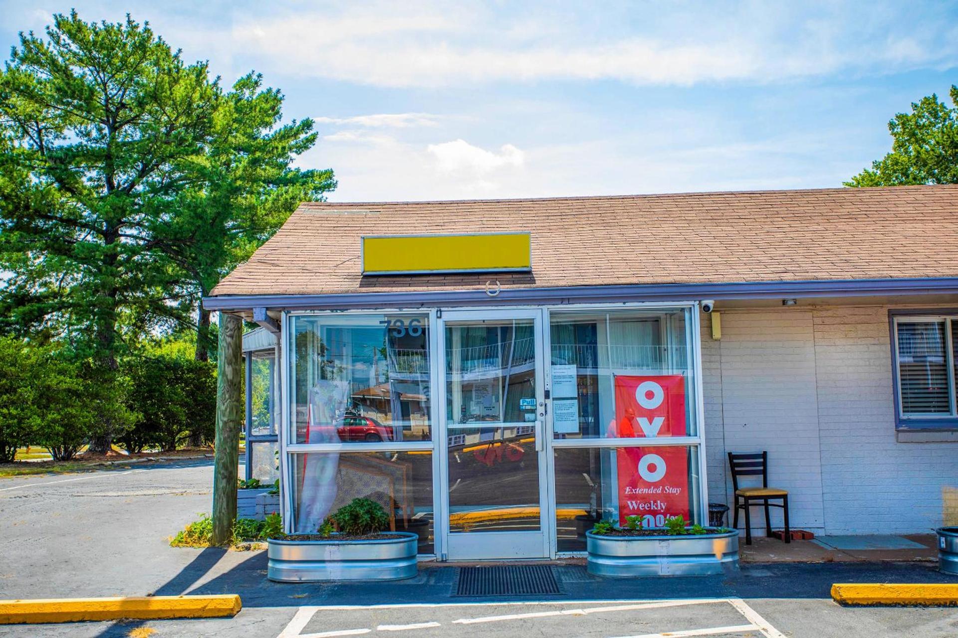 OYO Inn Kernersville photo 4