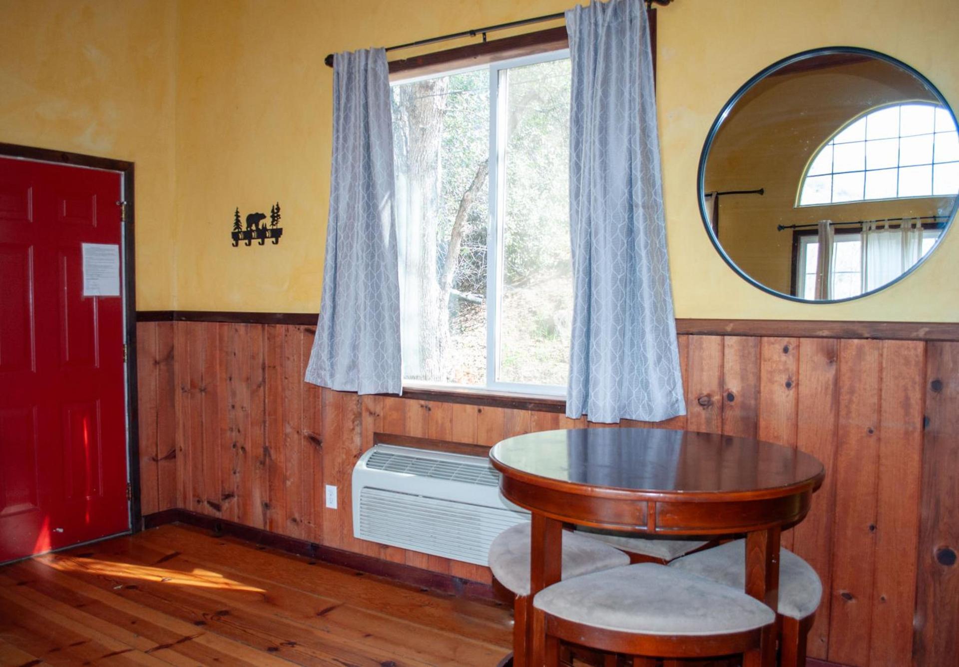 Sequoia River Front Cabins photo 31