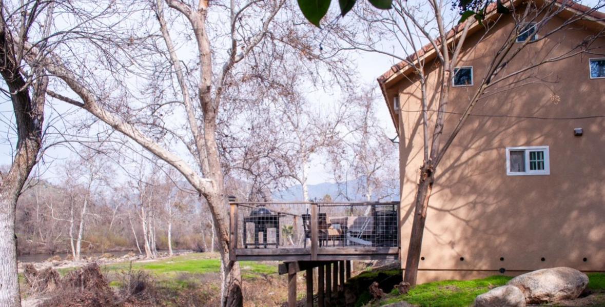 Sequoia River Front Cabins — hotel in Three Rivers