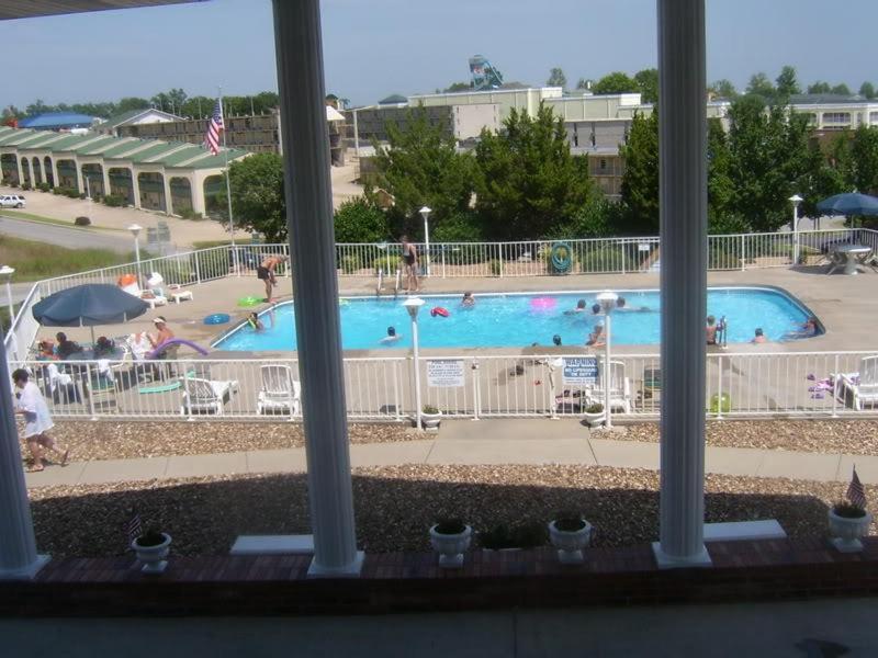 Twelve Oaks Inn photo 16