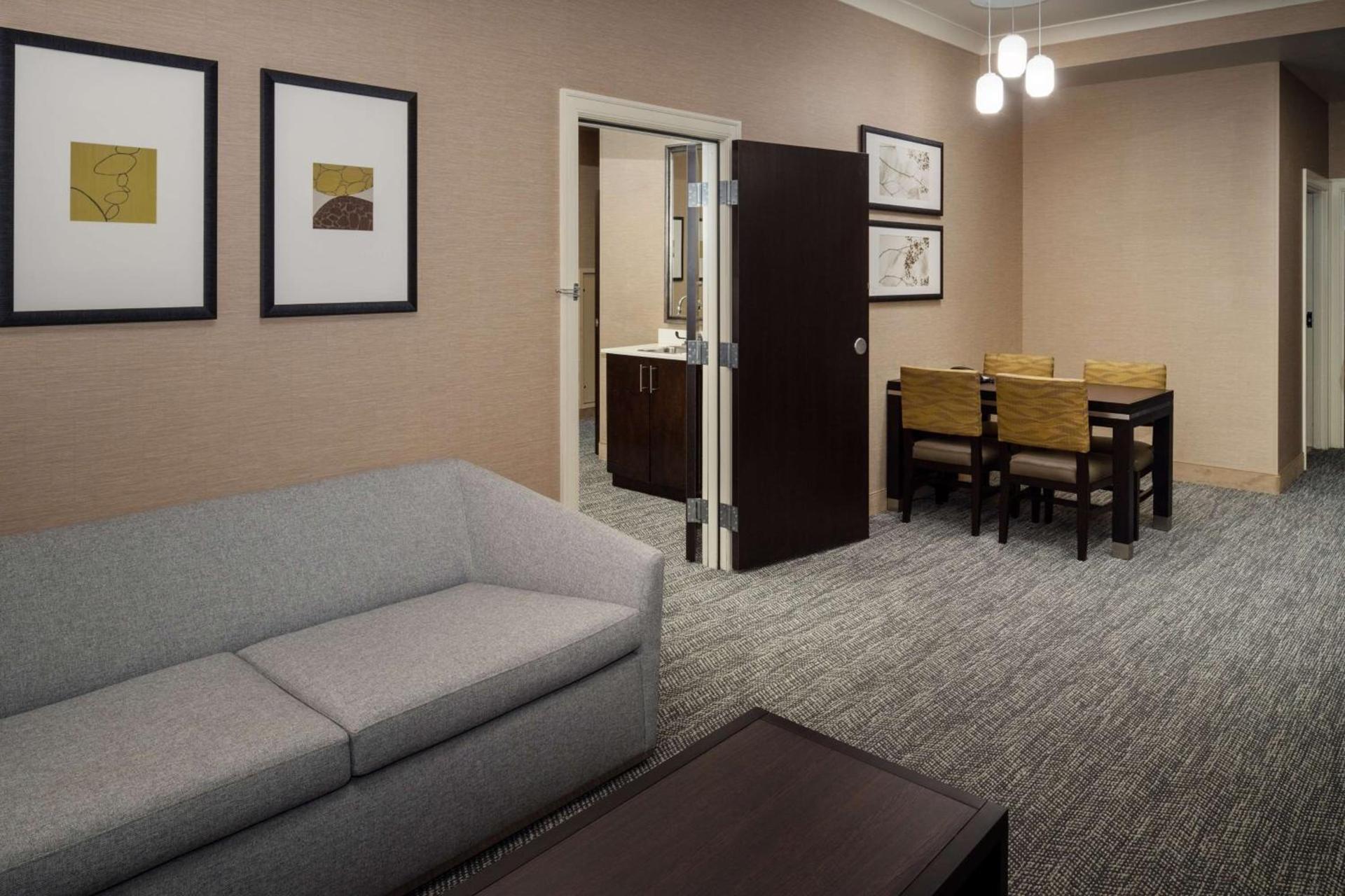 Embassy Suites Saint Louis - Downtown photo 35