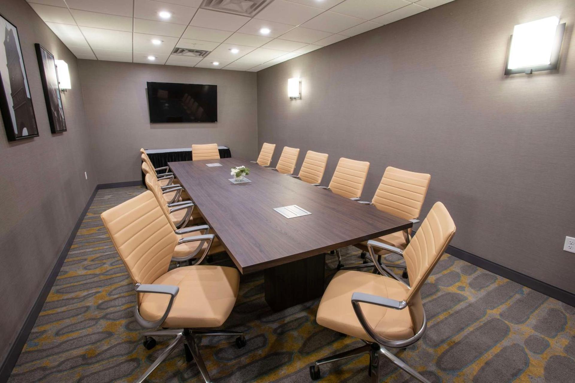 Hampton Inn & Suites - Cincinnati/Kenwood, OH photo 49