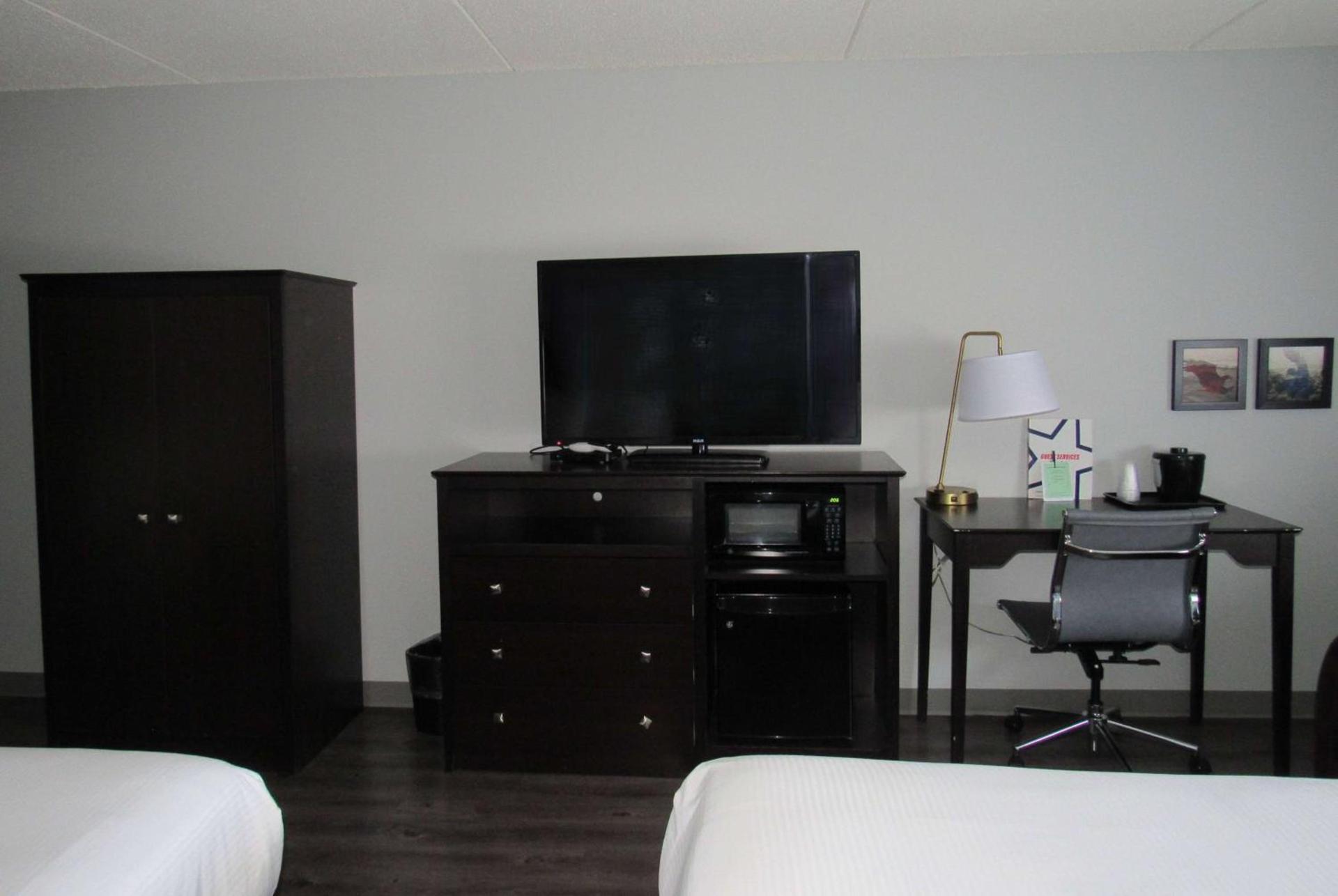 AmericInn by Wyndham Lincoln South photo 66