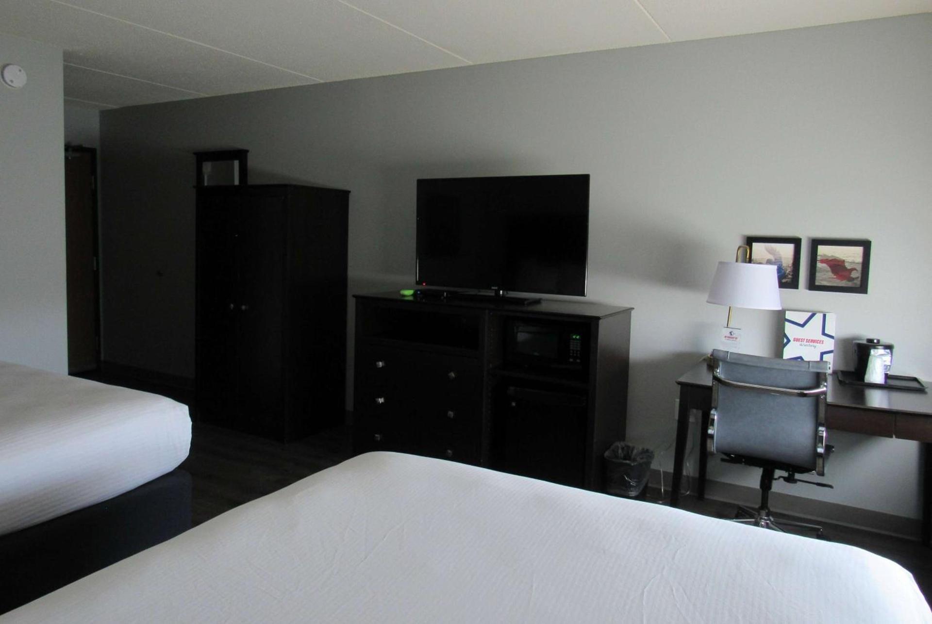 AmericInn by Wyndham Lincoln South photo 10