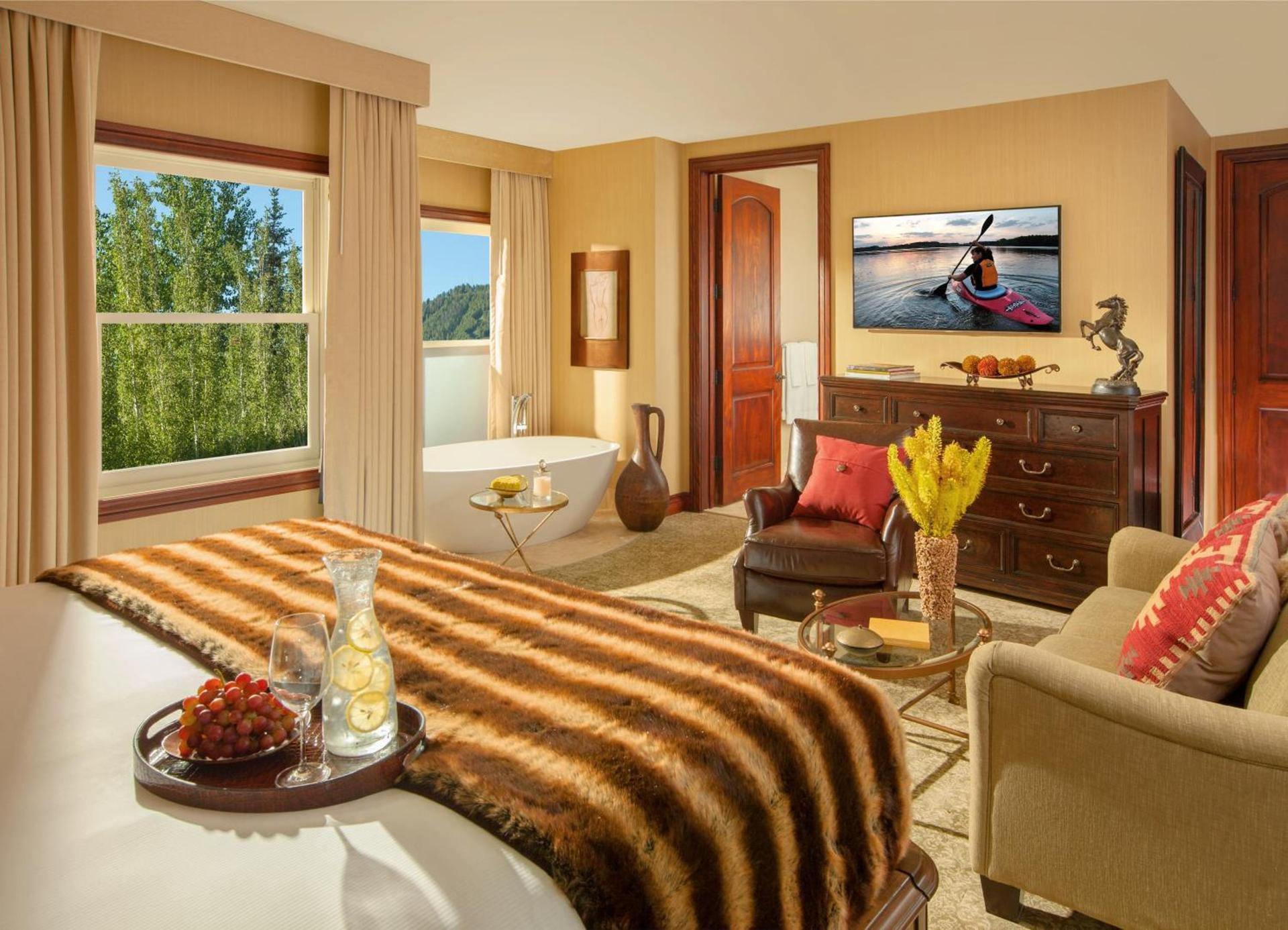 Rustic Inn Creekside photo 43