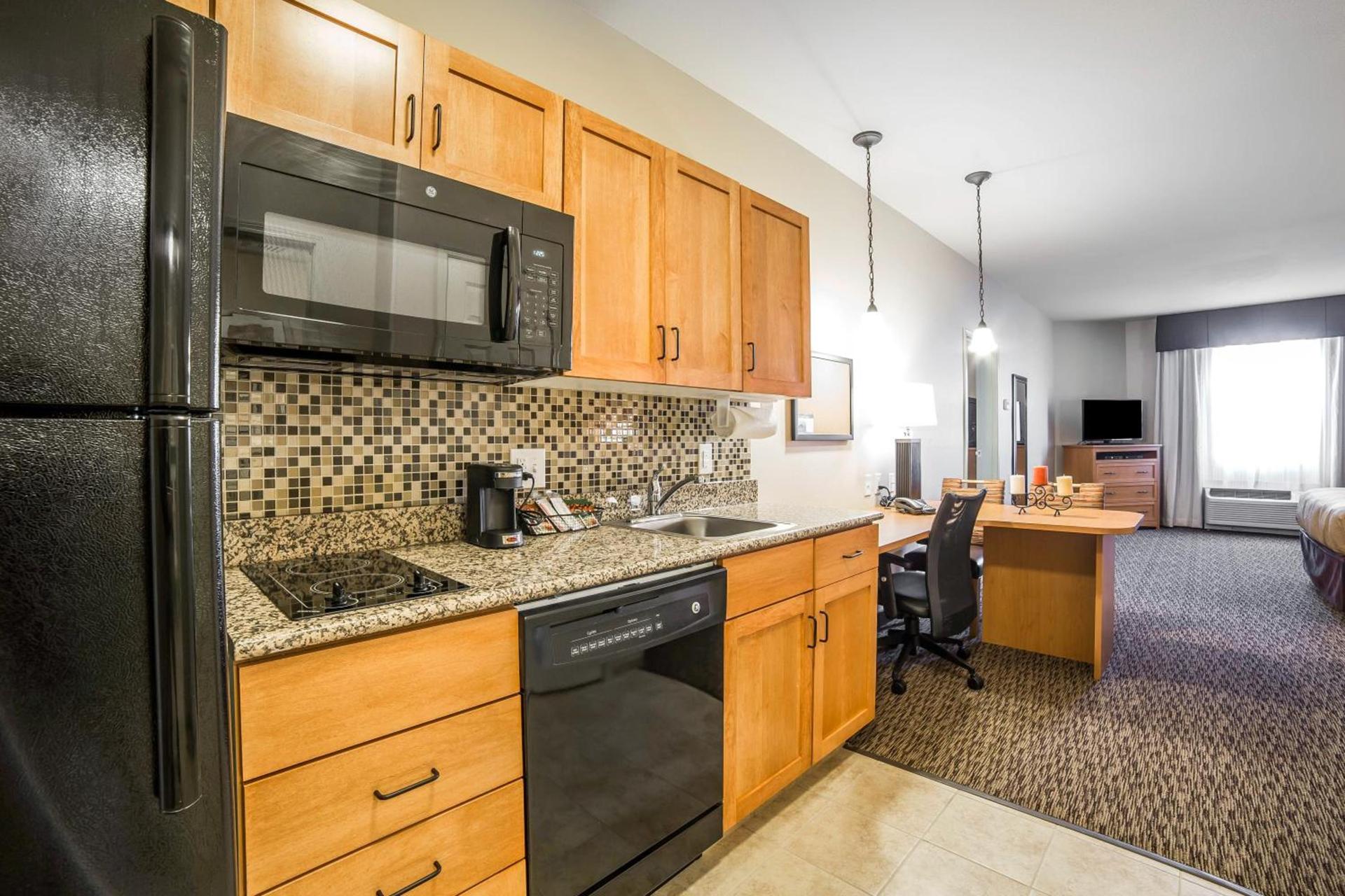 MainStay Suites Sidney - Medical Center photo 17