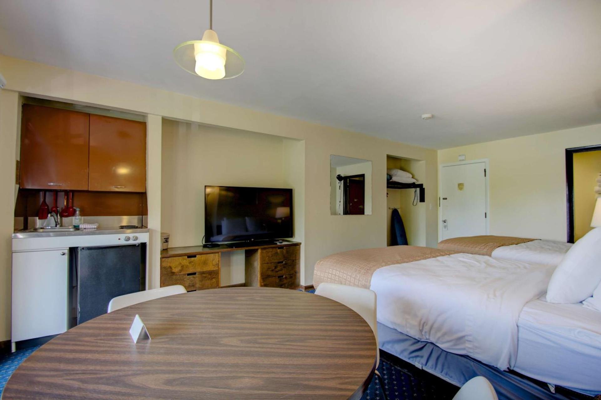 Aspinquid Resort photo 43