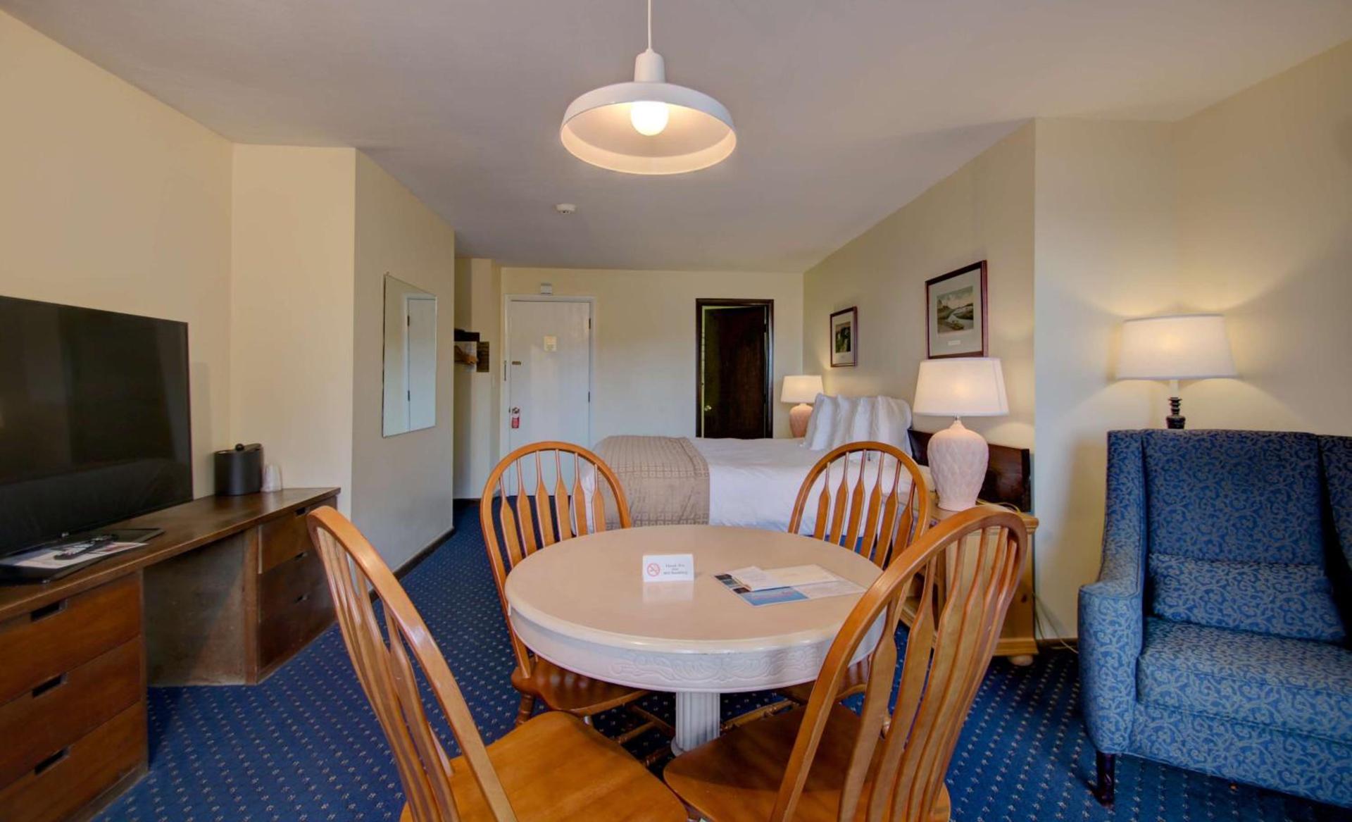 Aspinquid Resort photo 55