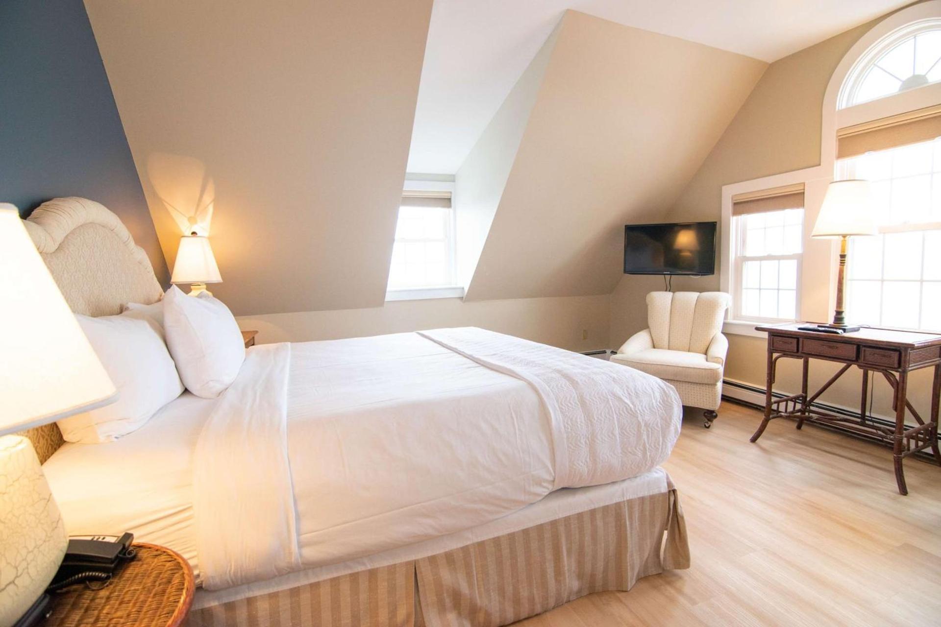 The Beach House Inn photo 33