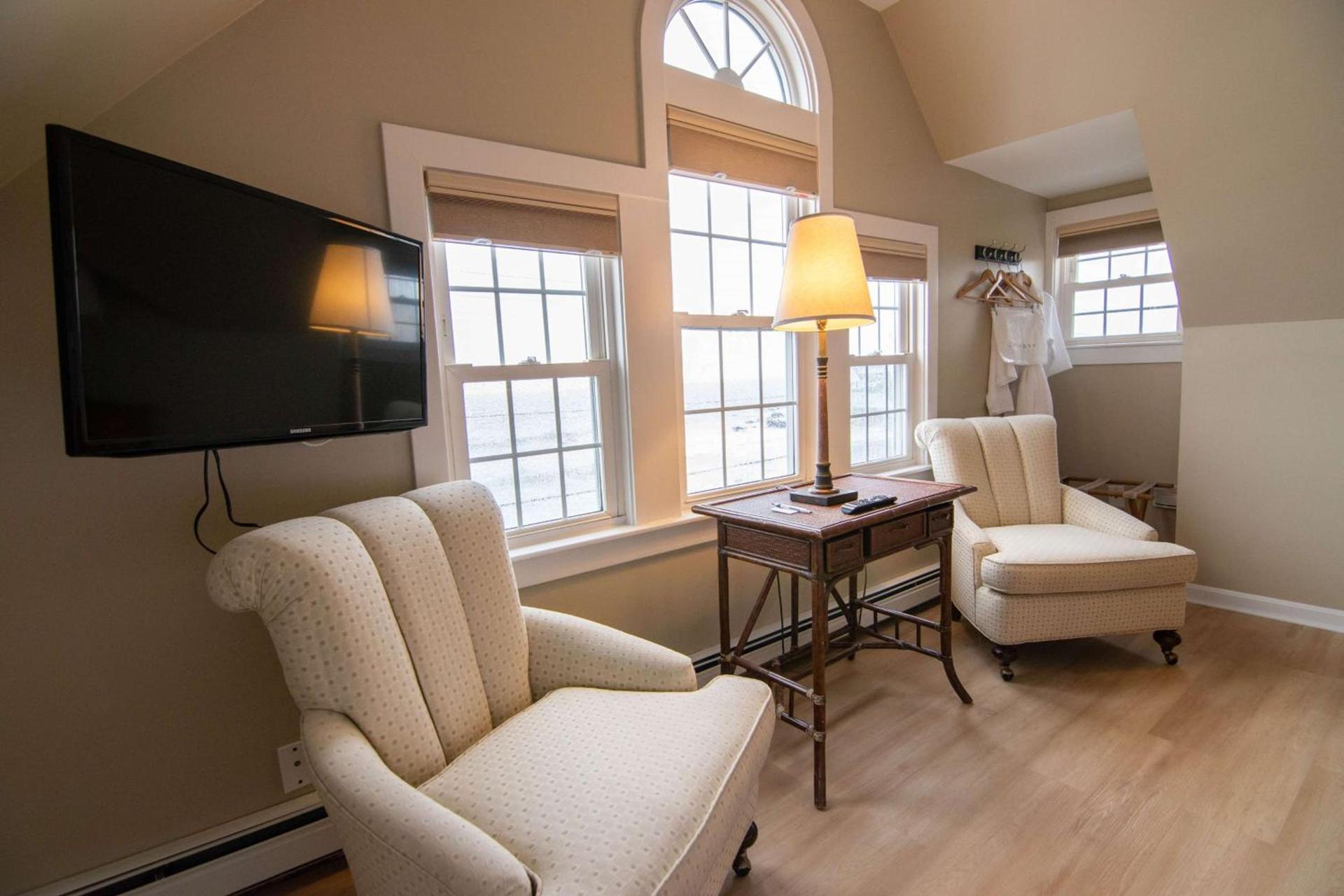 The Beach House Inn photo 36