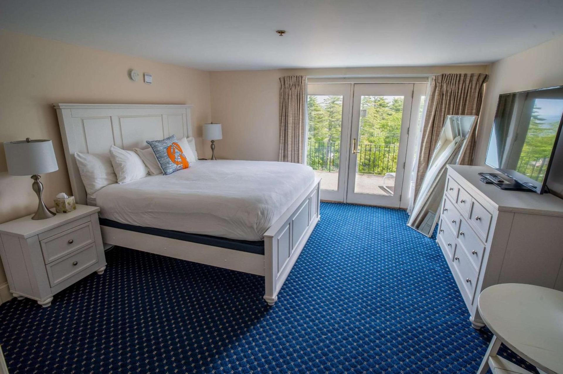 Bluenose Inn - Bar Harbor Collection photo 11