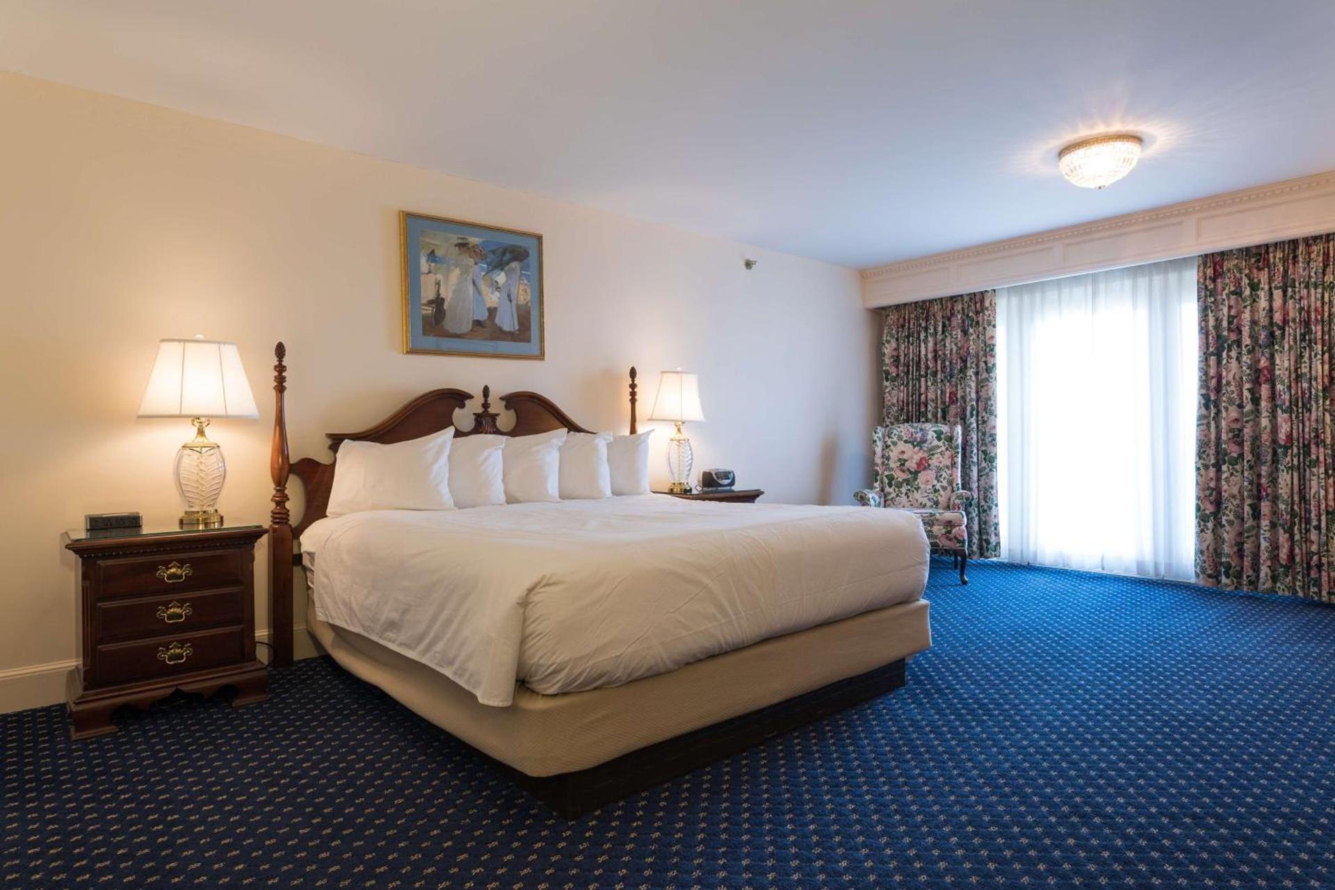 Bluenose Inn - Bar Harbor Collection photo 22