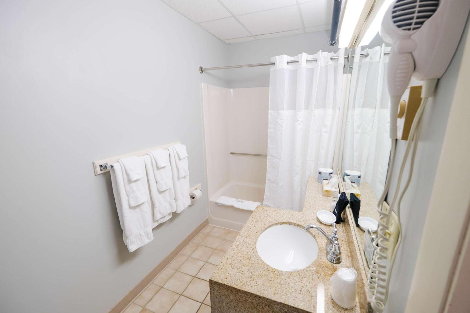 Boothbay Harbor Inn photo 26