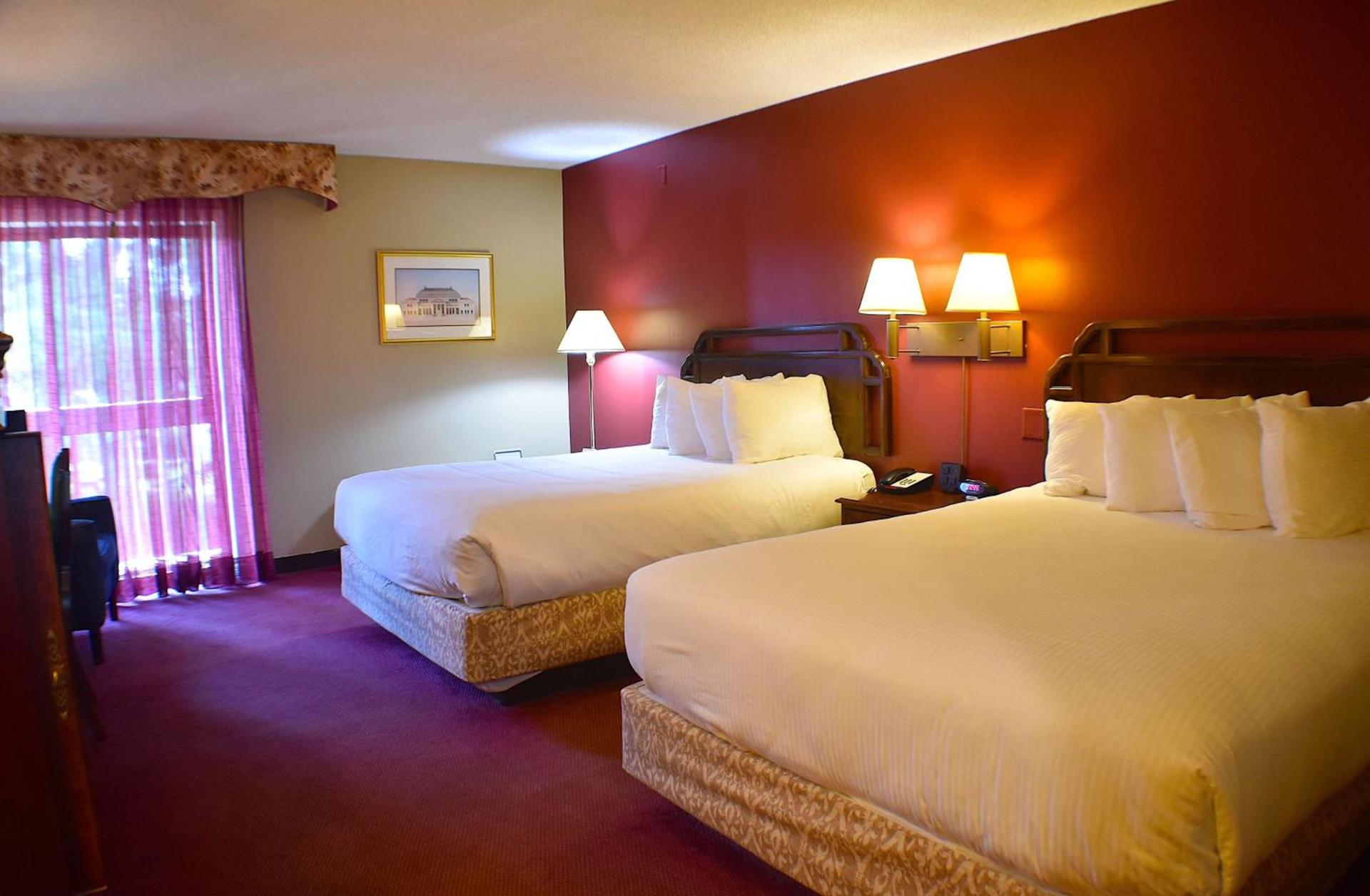 Fireside Inn & Suites Gilford photo 9