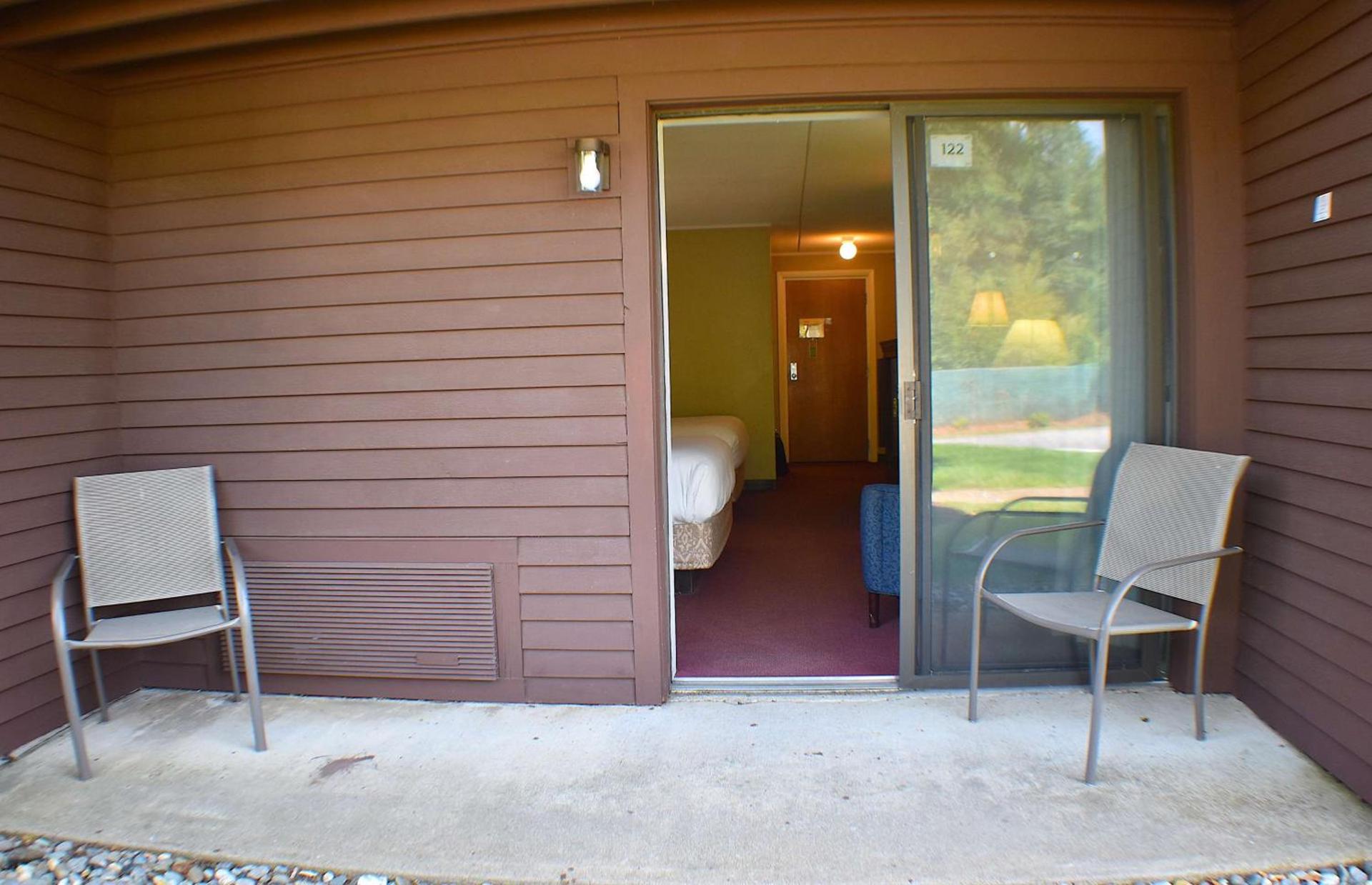 Fireside Inn & Suites Gilford photo 63
