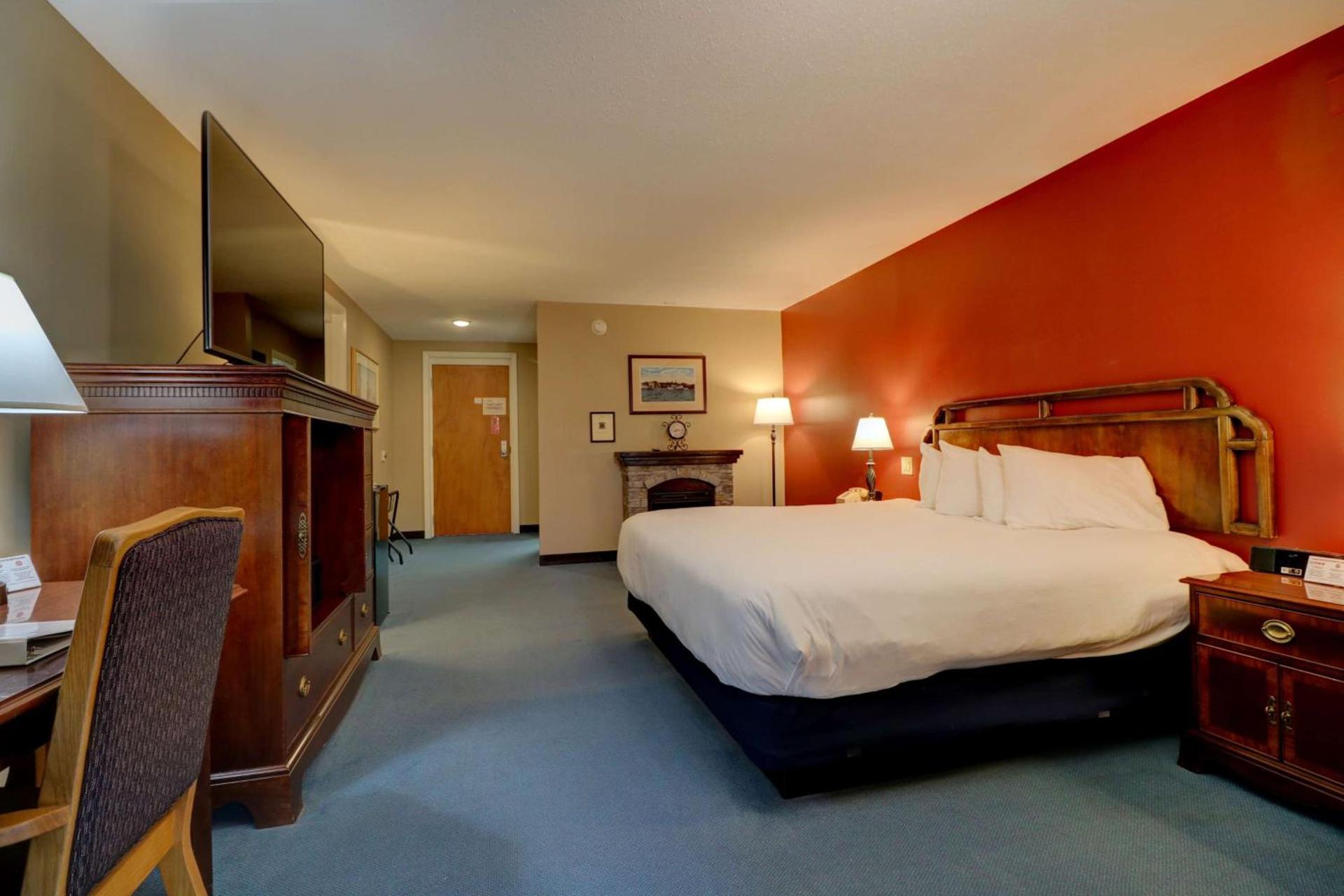 Fireside Inn & Suites Gilford photo 86