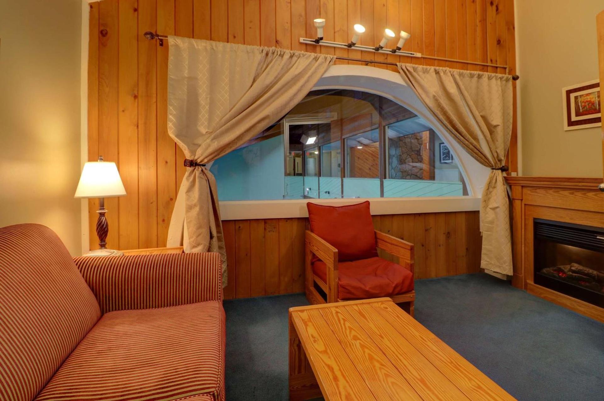 Fireside Inn & Suites Gilford photo 90