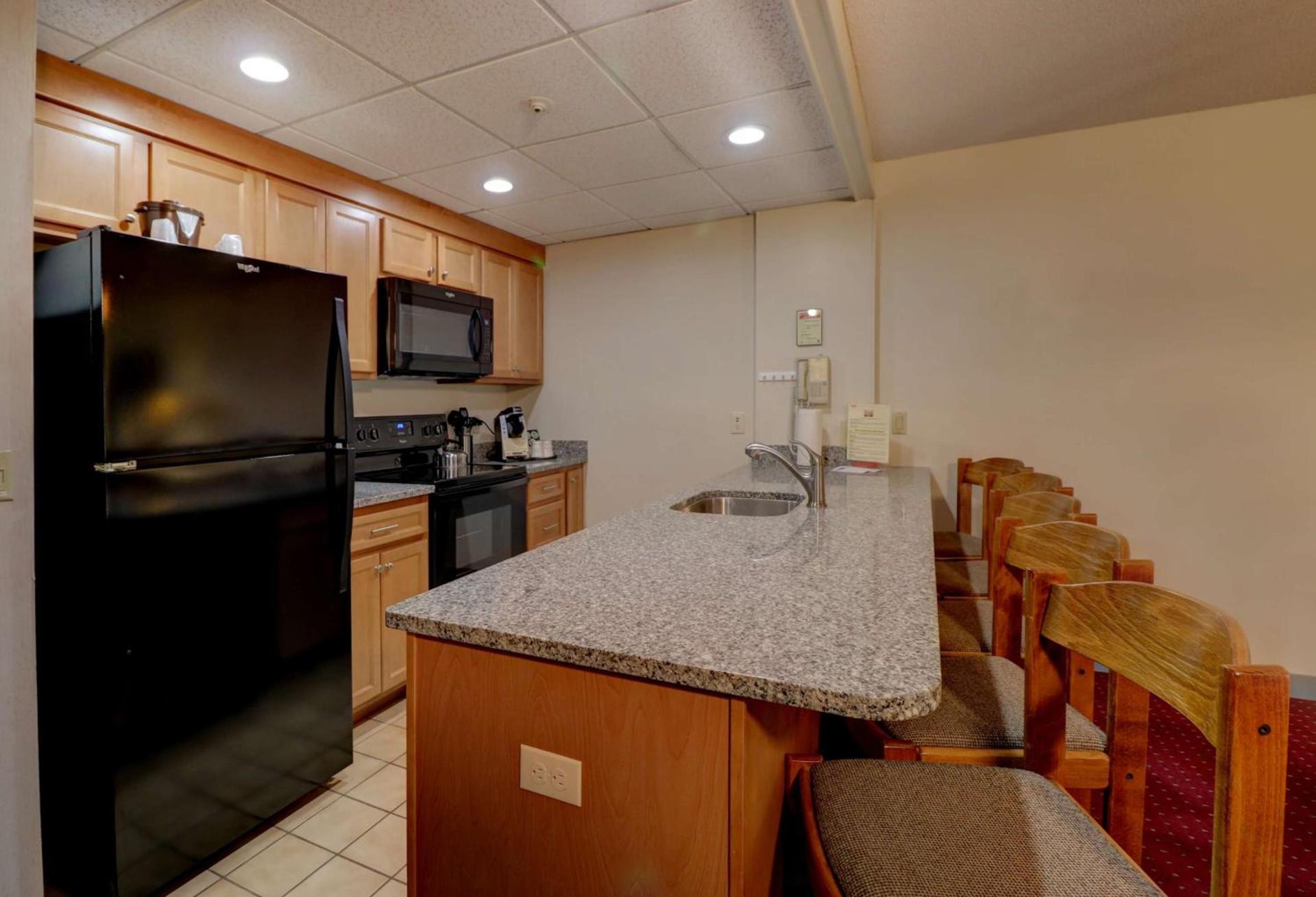Fireside Inn & Suites Gilford photo 97