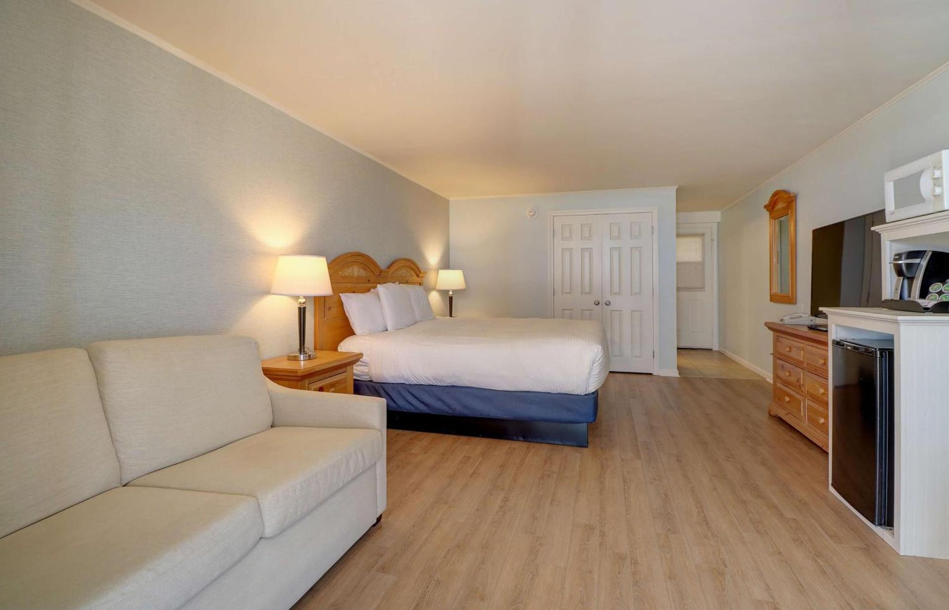 Norseman Resort on the Beach photo 36
