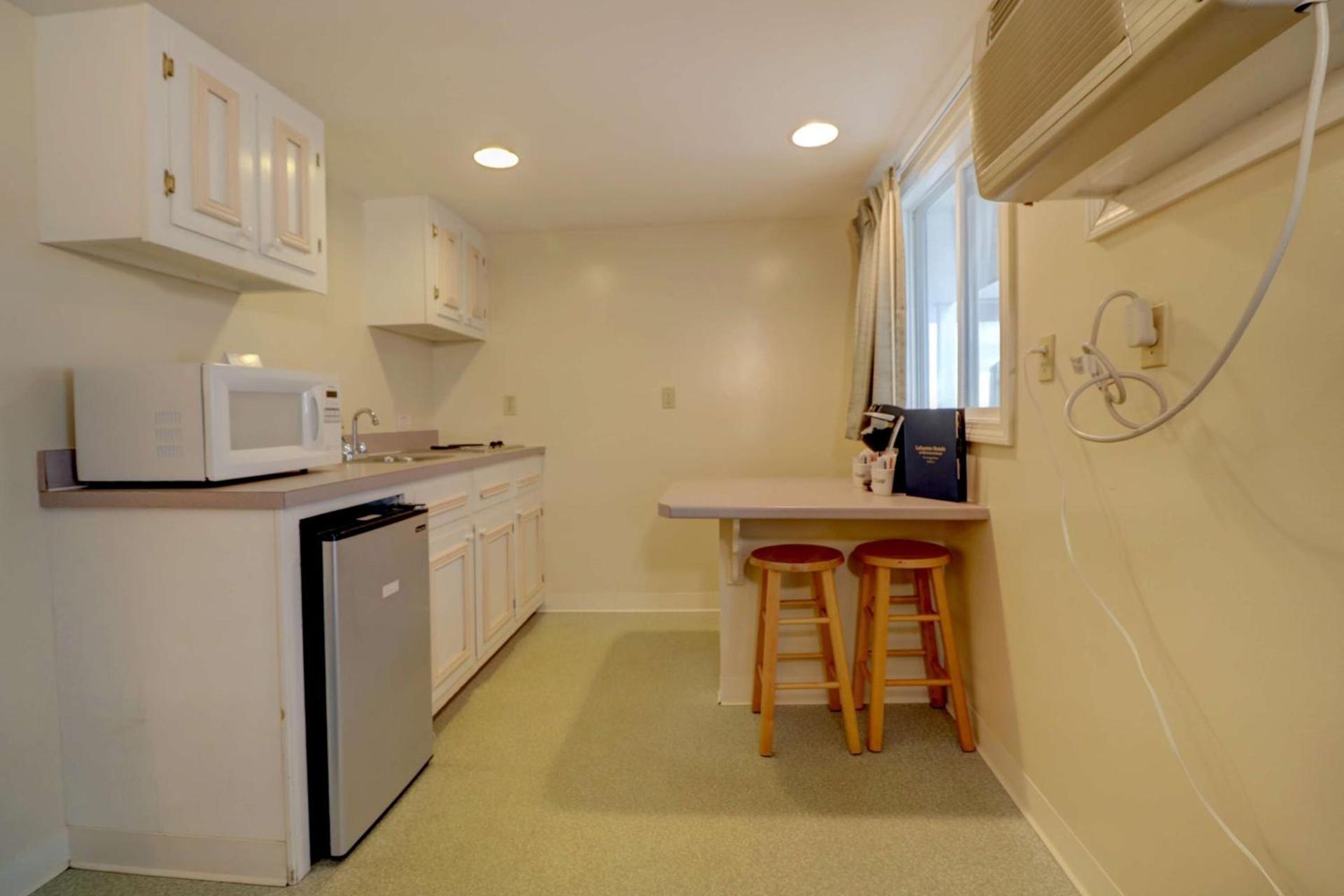 Sea View Inn photo 21