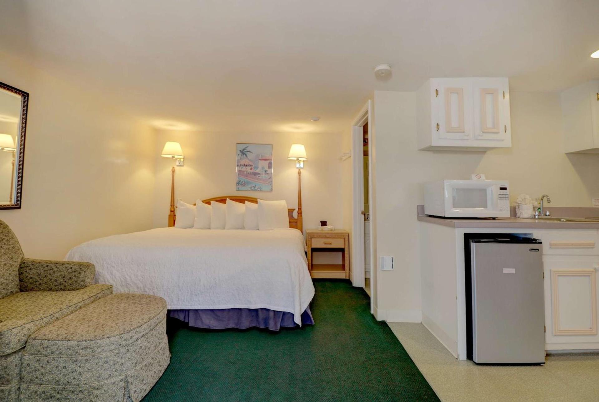 Sea View Inn photo 42