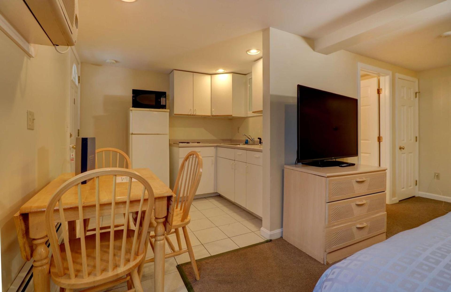 Sea View Inn photo 26