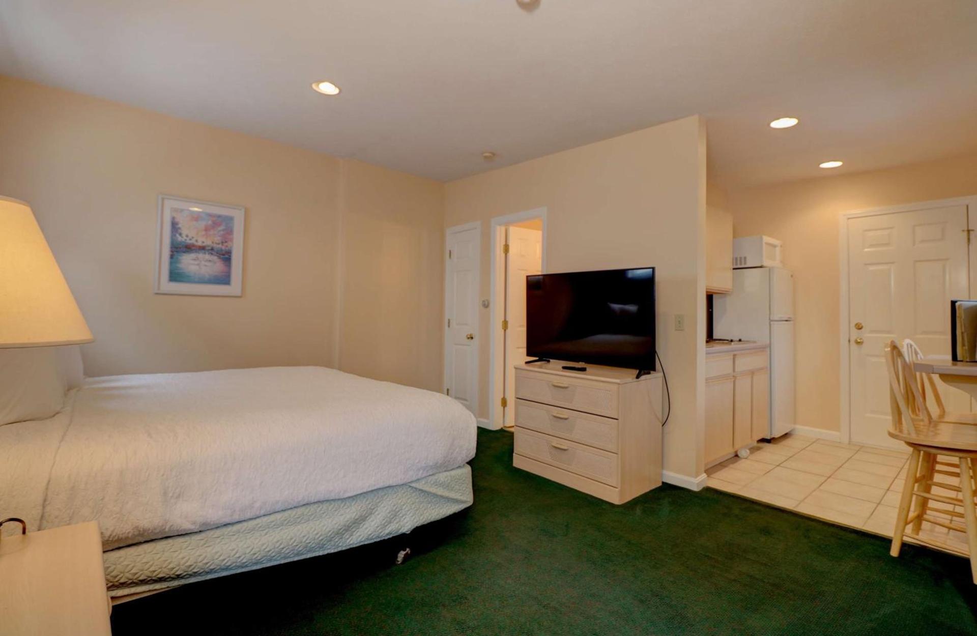 Sea View Inn photo 24