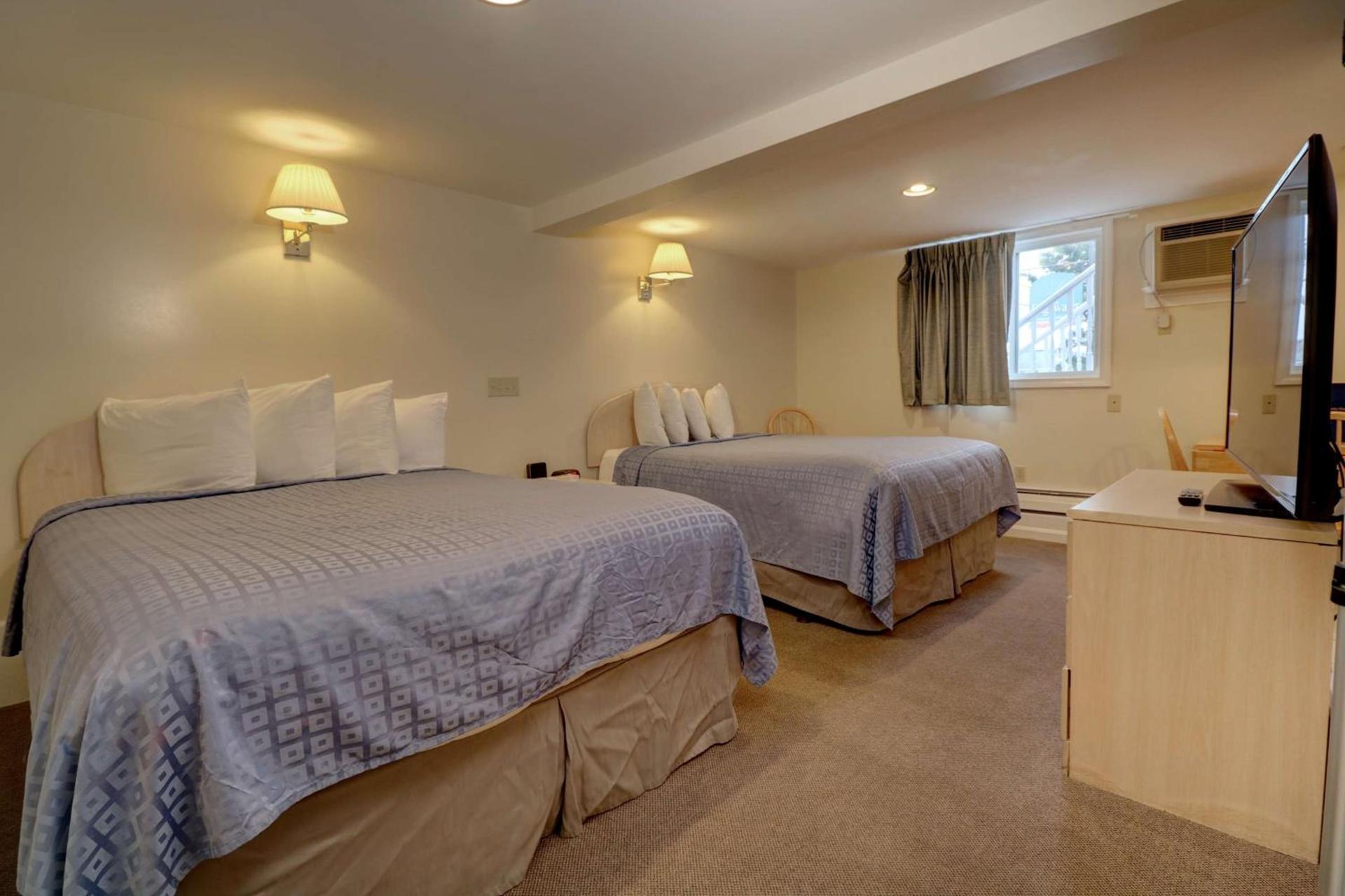 Sea View Inn photo 16