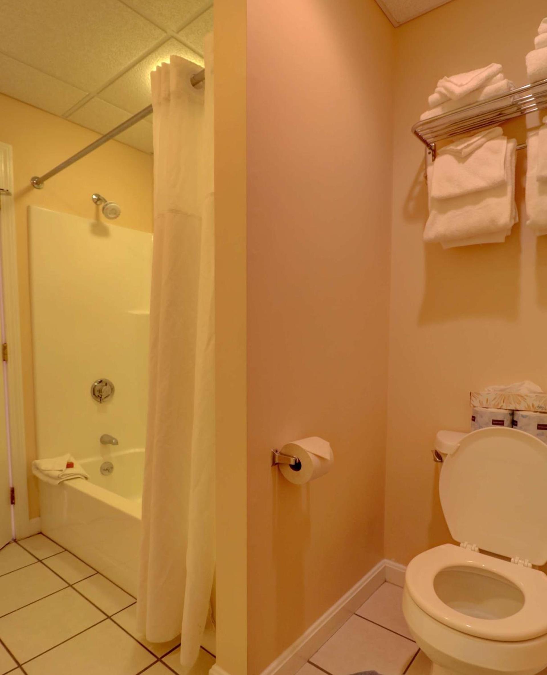 Sea View Inn photo 40