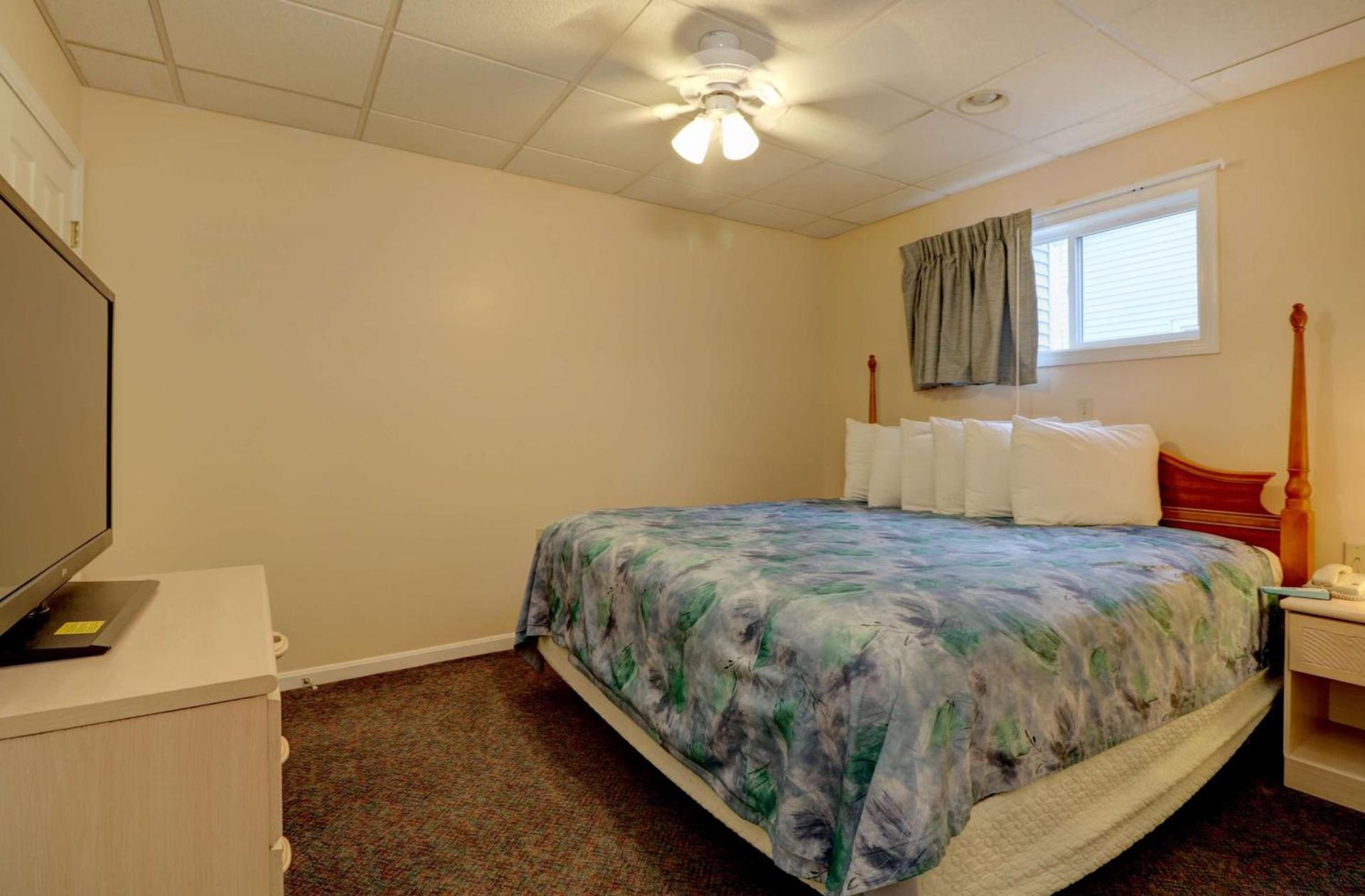 Sea View Inn photo 33