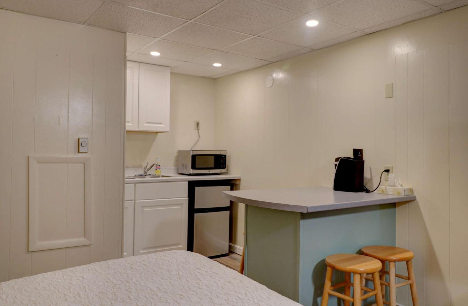 Sea View Inn photo 7
