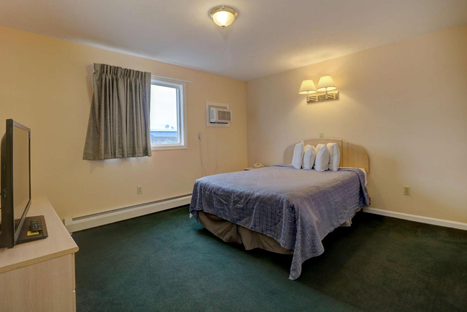 Sea View Inn photo 11