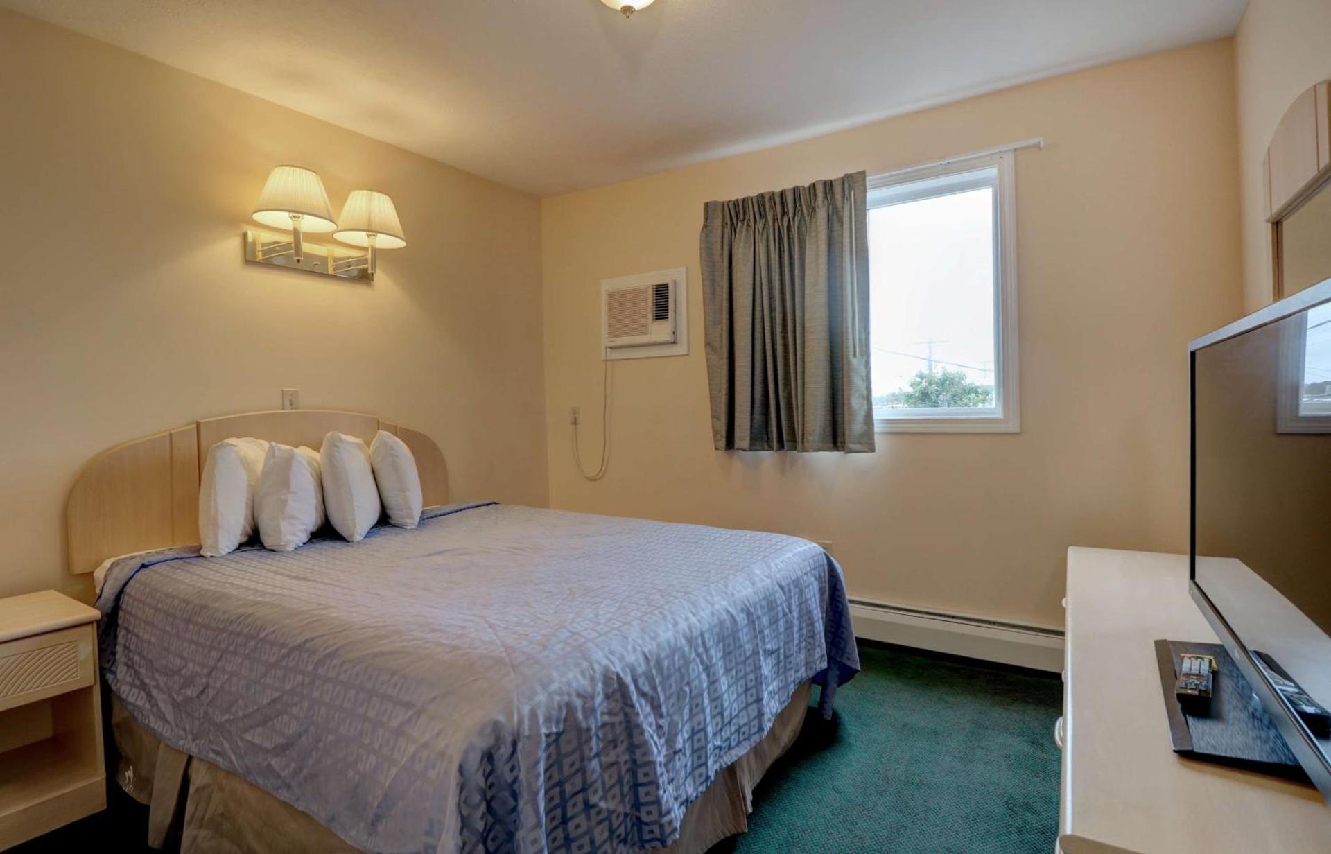 Sea View Inn photo 31