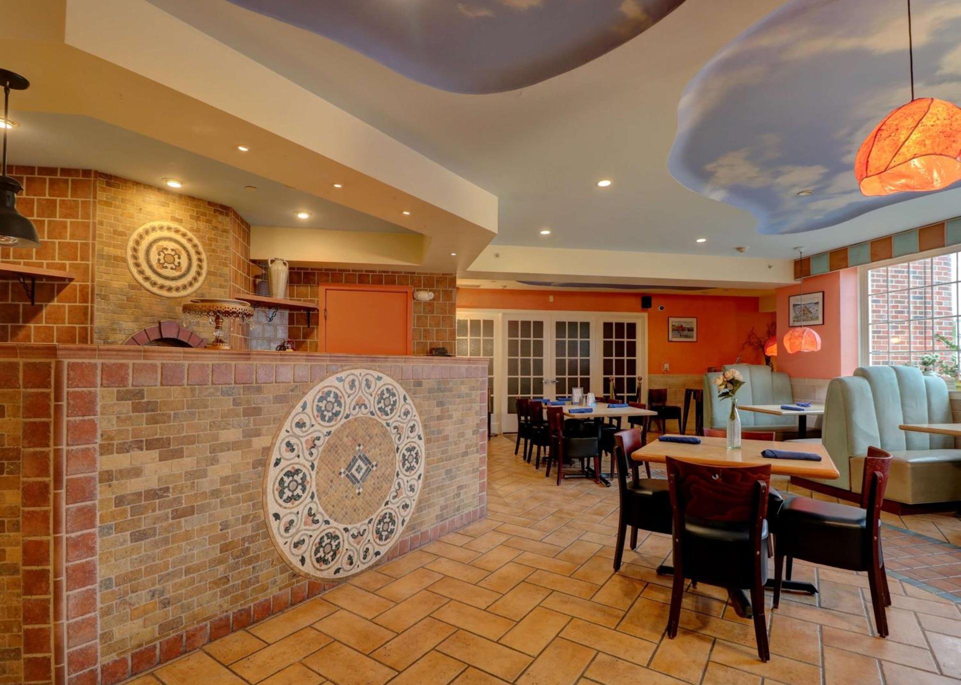 Senator Inn & Spa photo 97