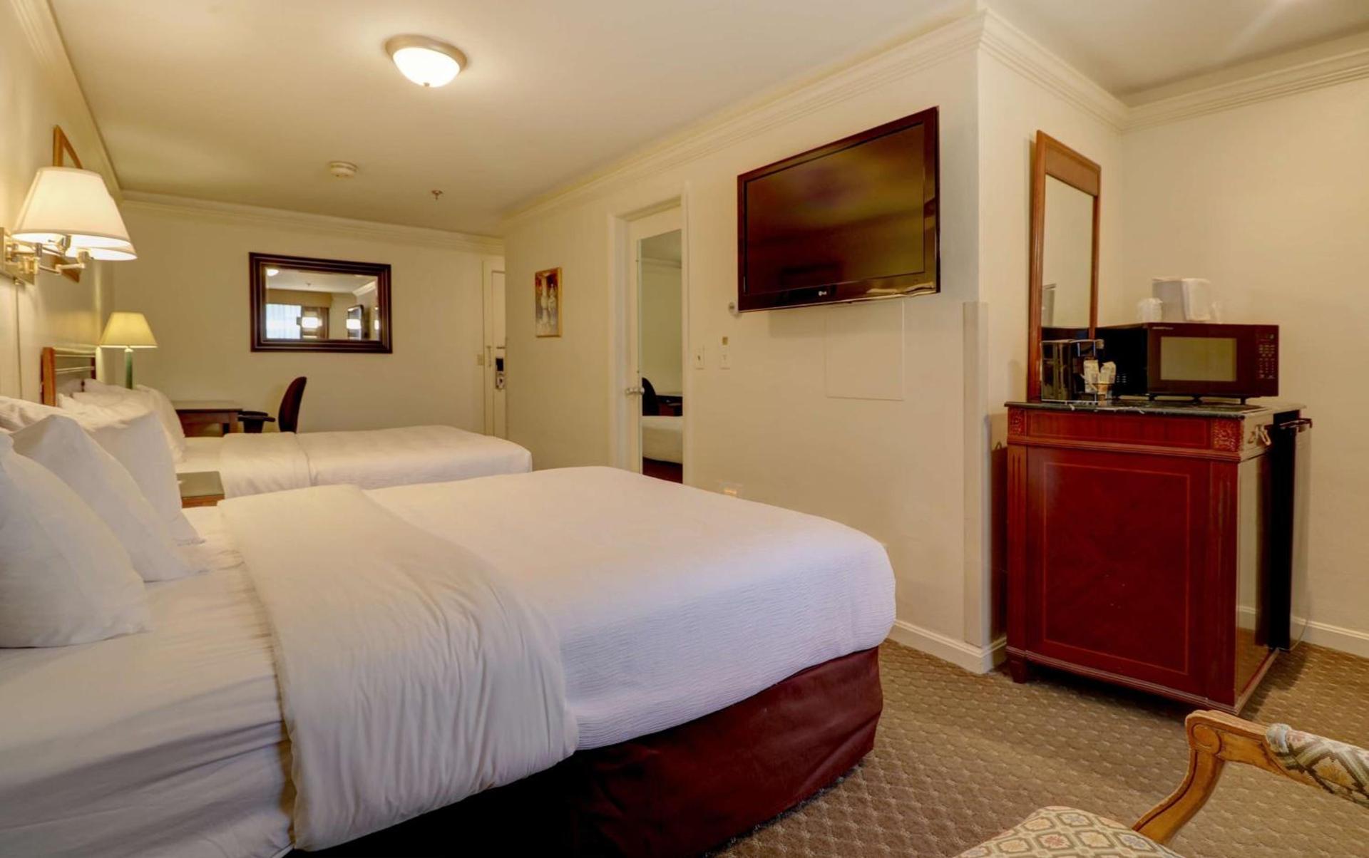 Senator Inn & Spa photo 66