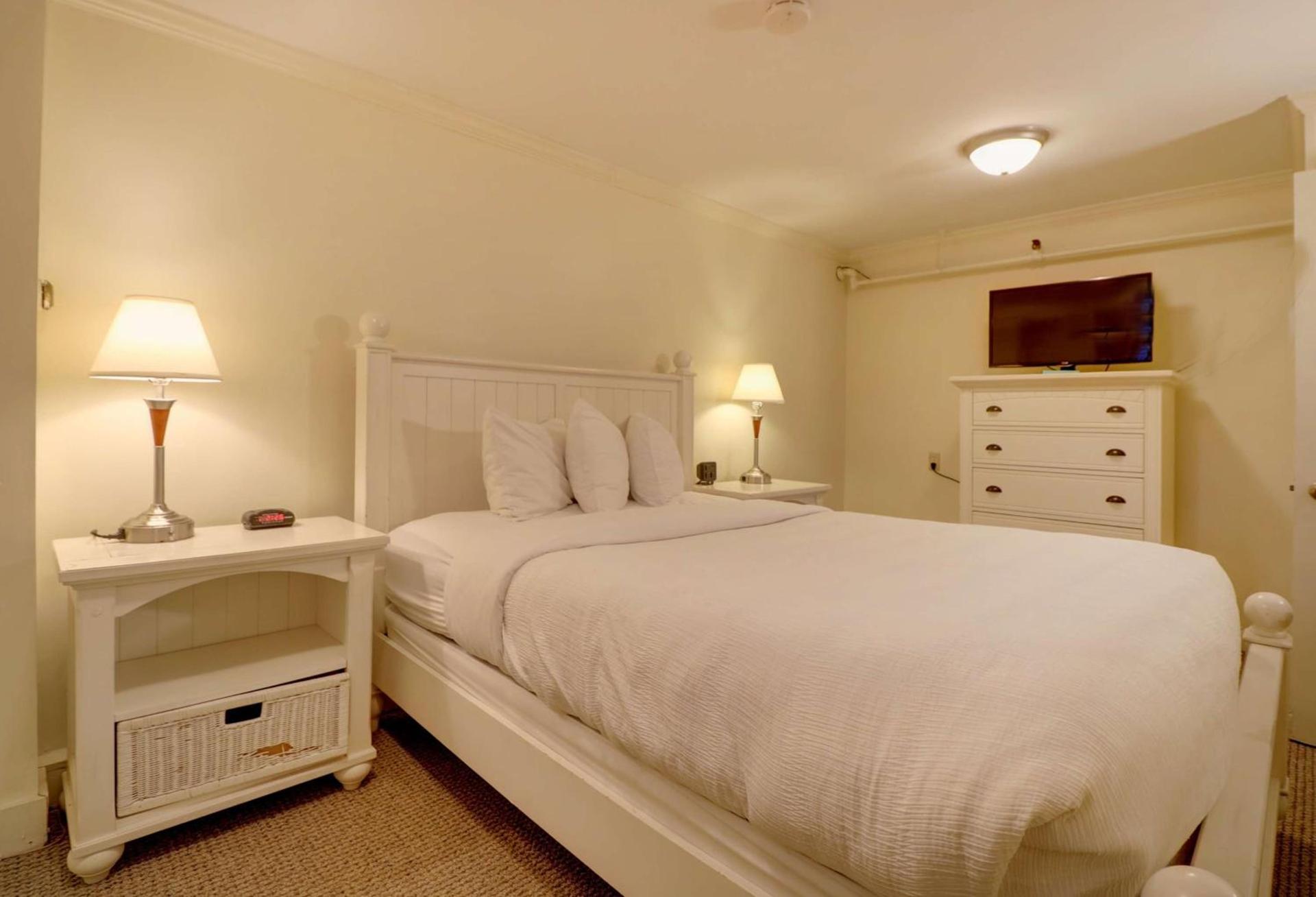 Senator Inn & Spa photo 95