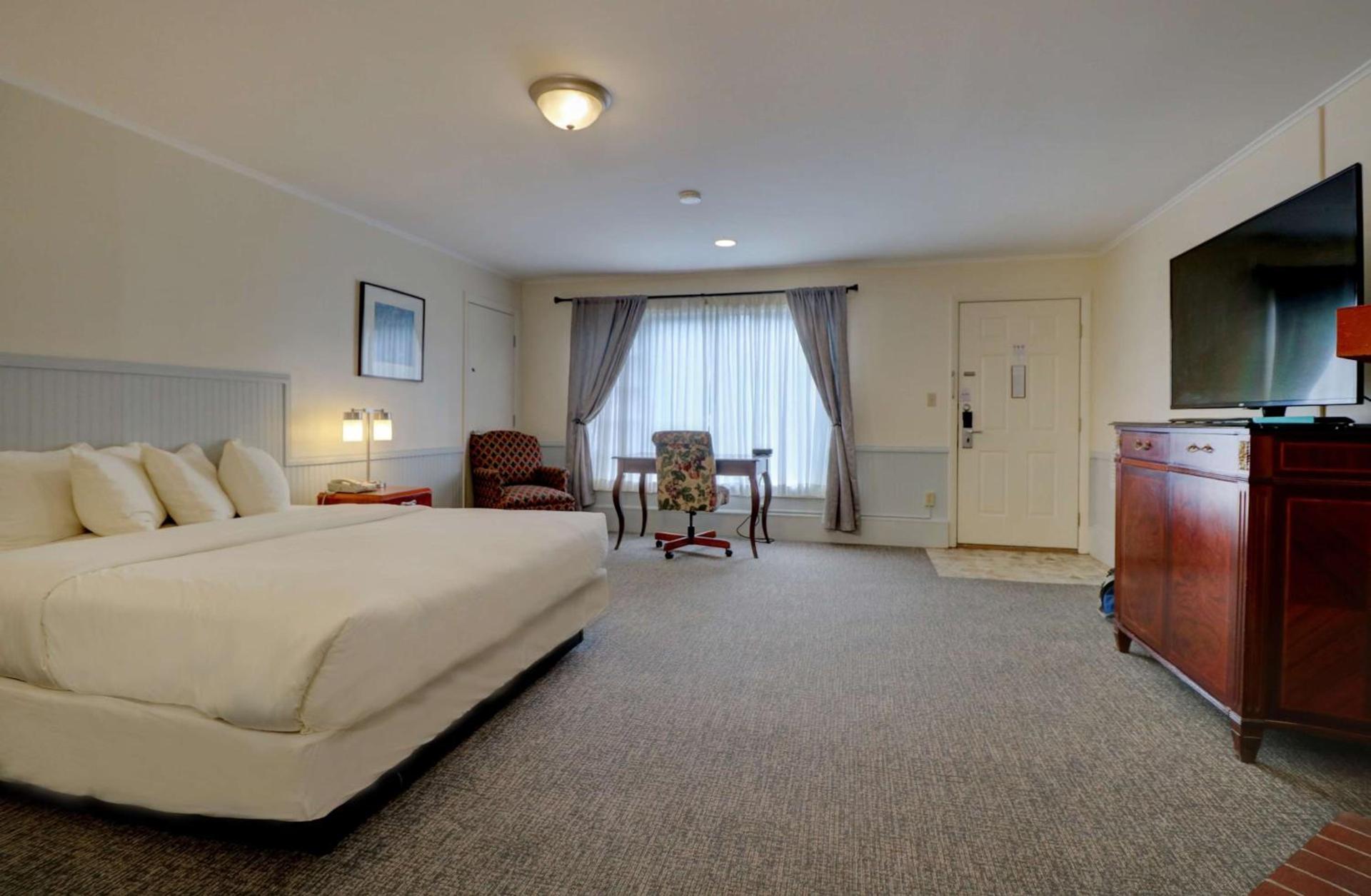Senator Inn & Spa photo 60