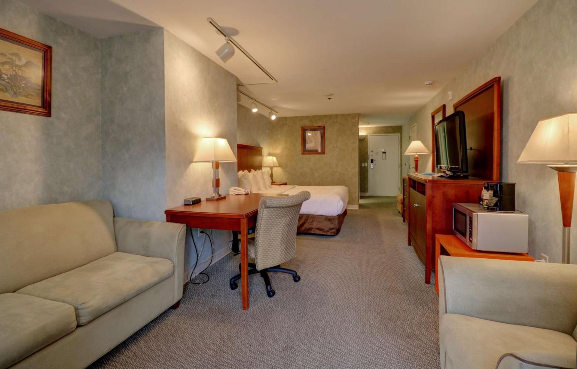 Senator Inn & Spa photo 73