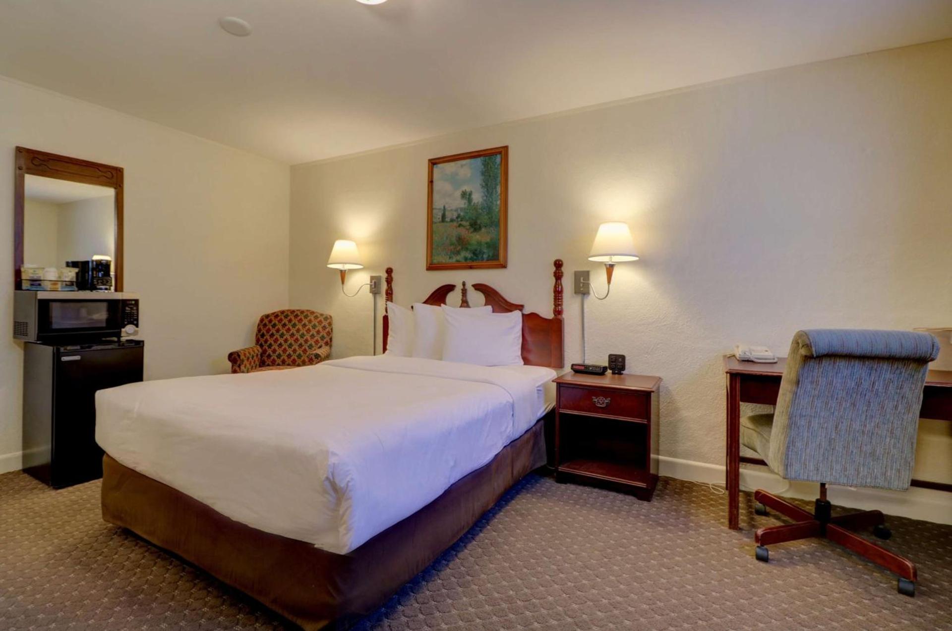 Senator Inn & Spa photo 4