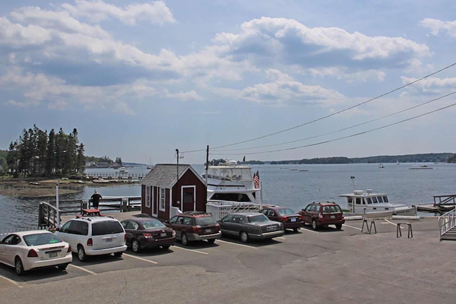 Tugboat Inn photo 19