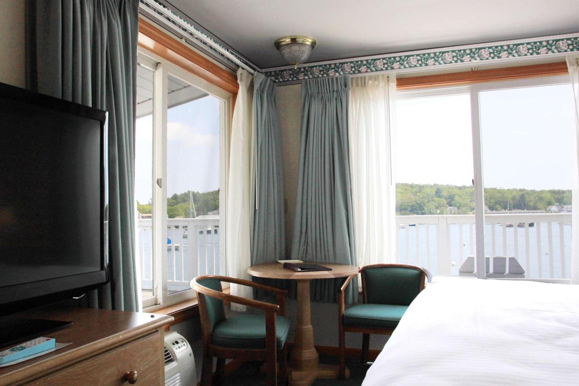 Tugboat Inn photo 21