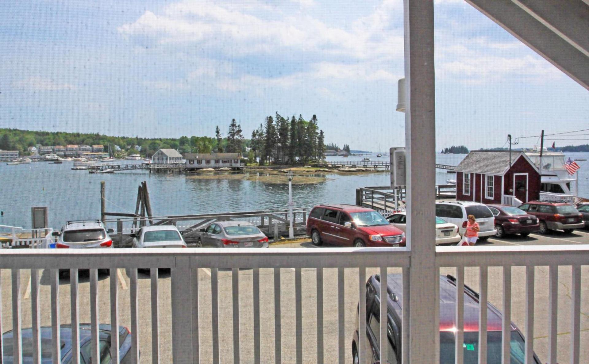 Tugboat Inn photo 81