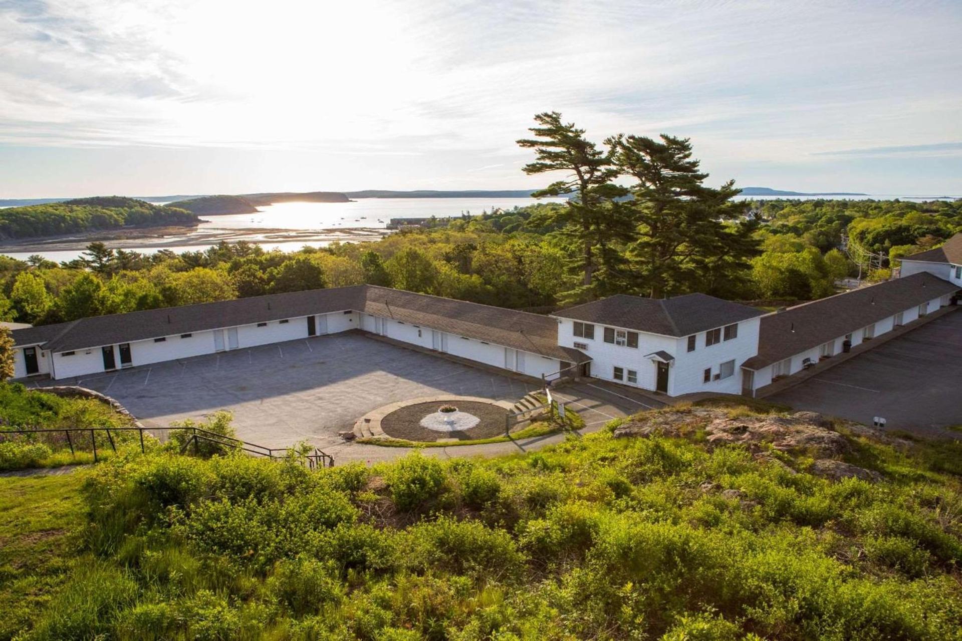 Wonder View Inn - Bar Harbor Collection photo 47