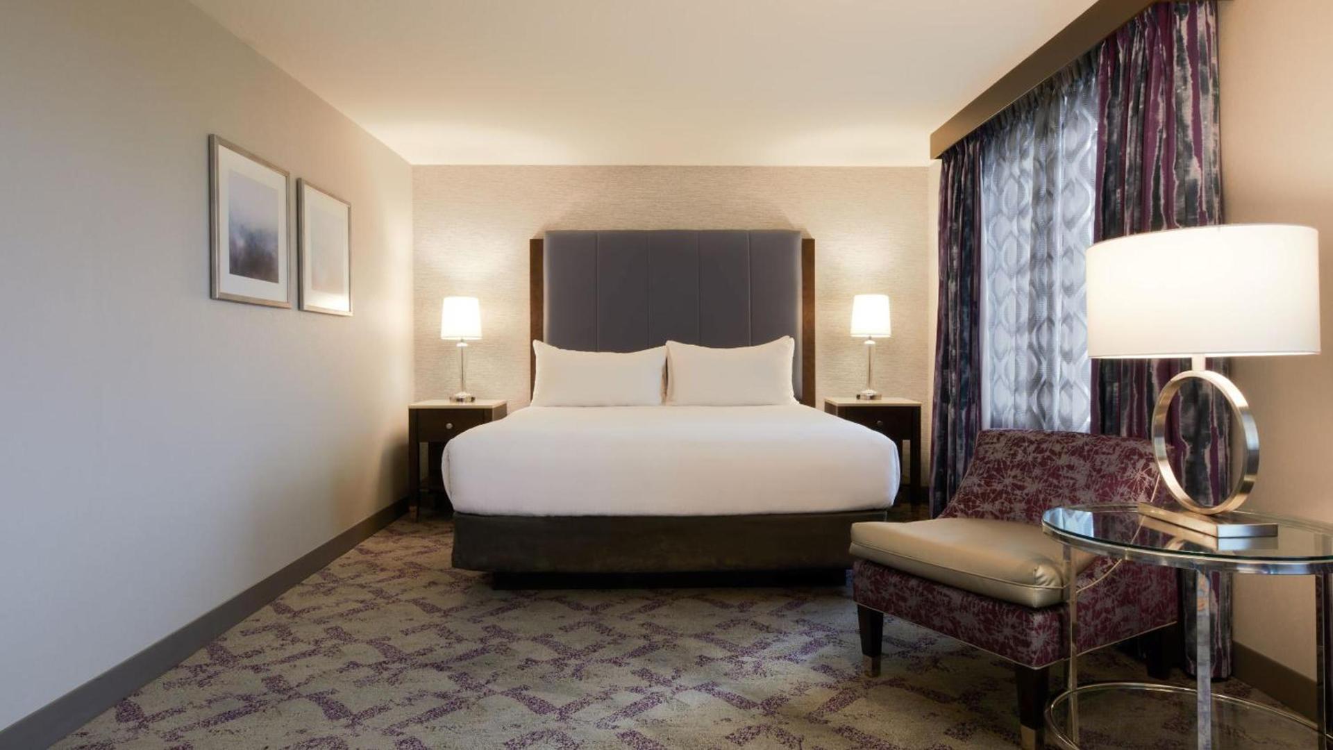 Silver Legacy Reno, A Caesars Destination photo 73