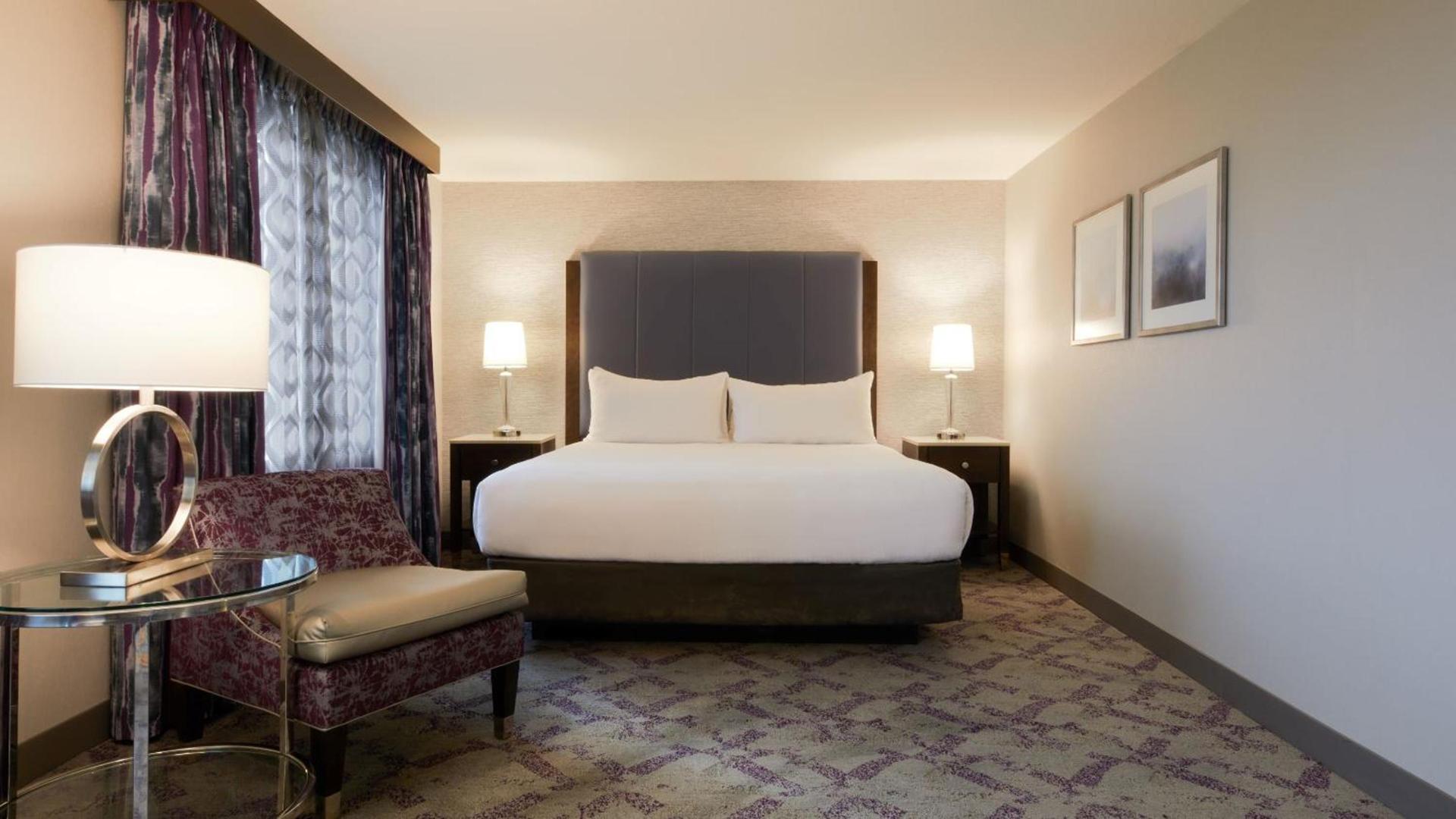 Silver Legacy Reno, A Caesars Destination photo 74