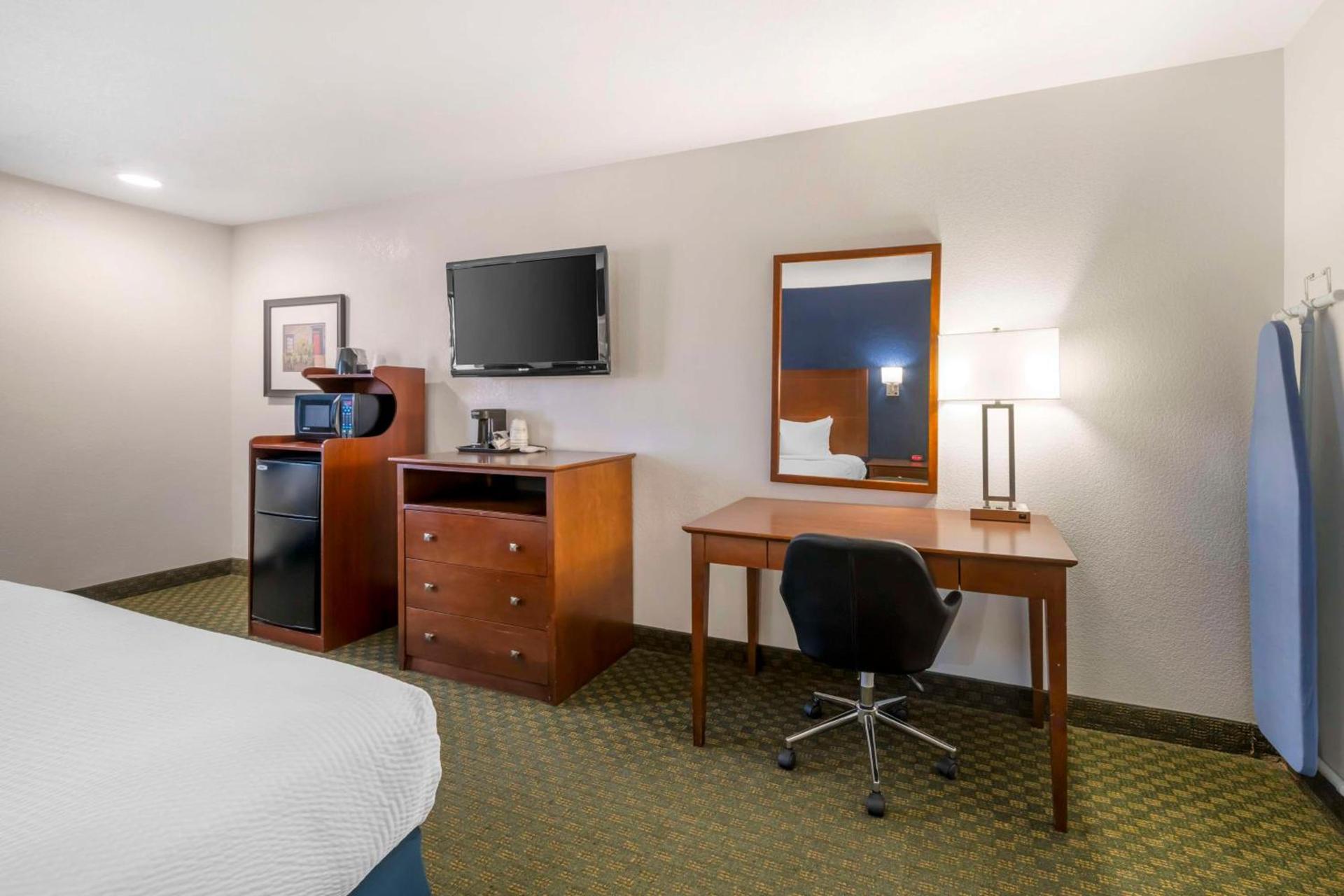 Best Western Parker Inn photo 24