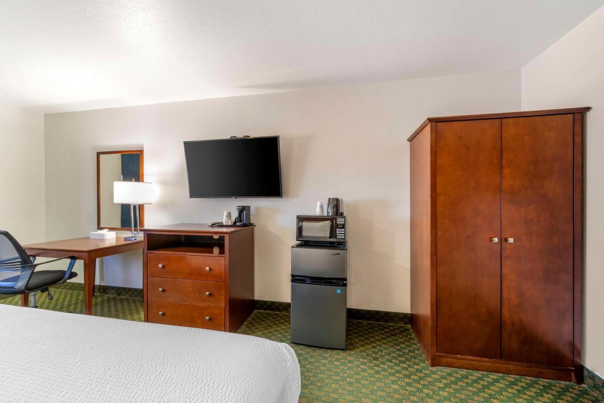 Best Western Parker Inn photo 26